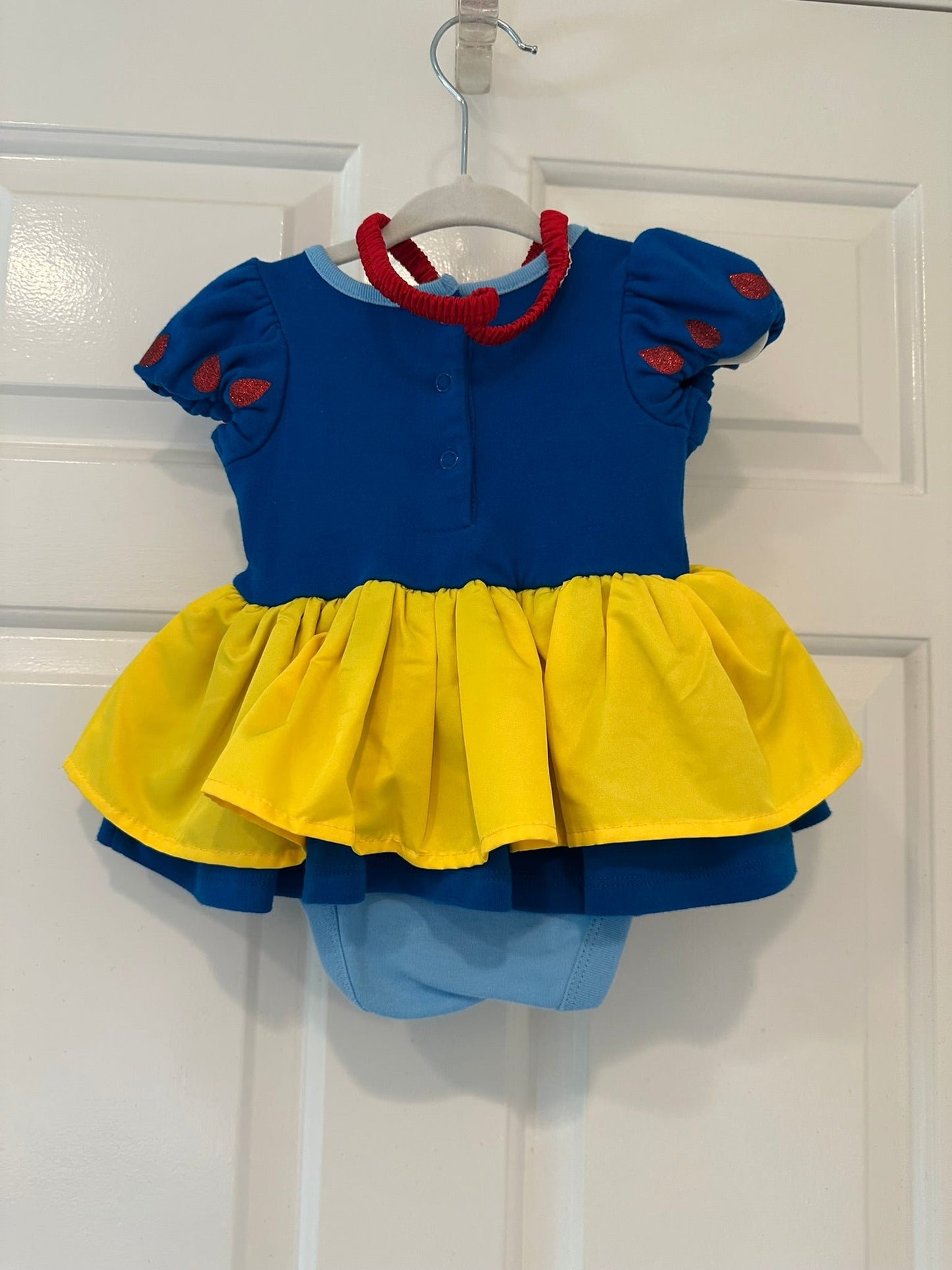 #85 REDUCED Disney Baby Snow White Skirted Onesie w/accessories, infant girls 3-6m