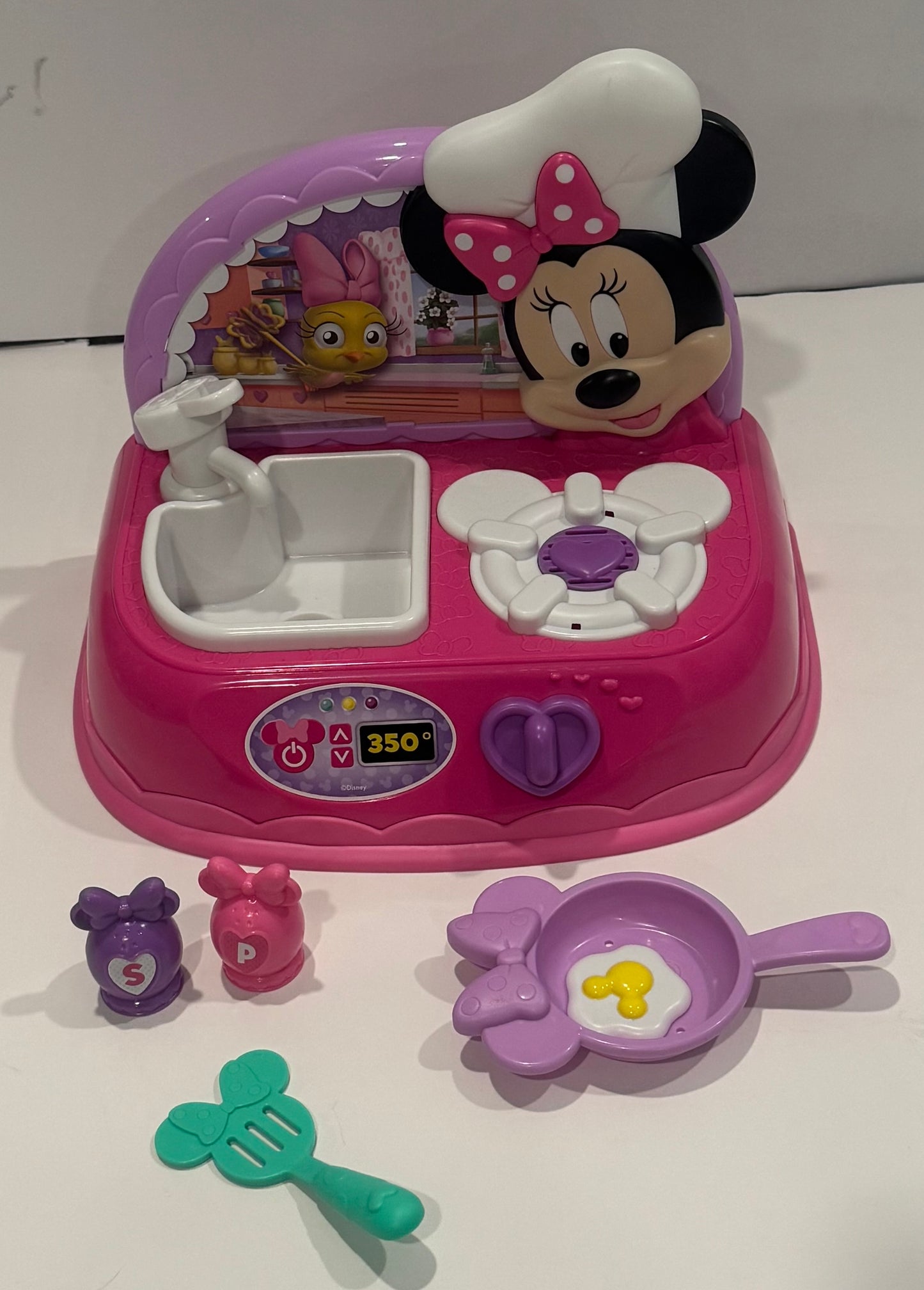 #187 Disney Junior Minnie Mouse Super Sizzlin’ Kitchen