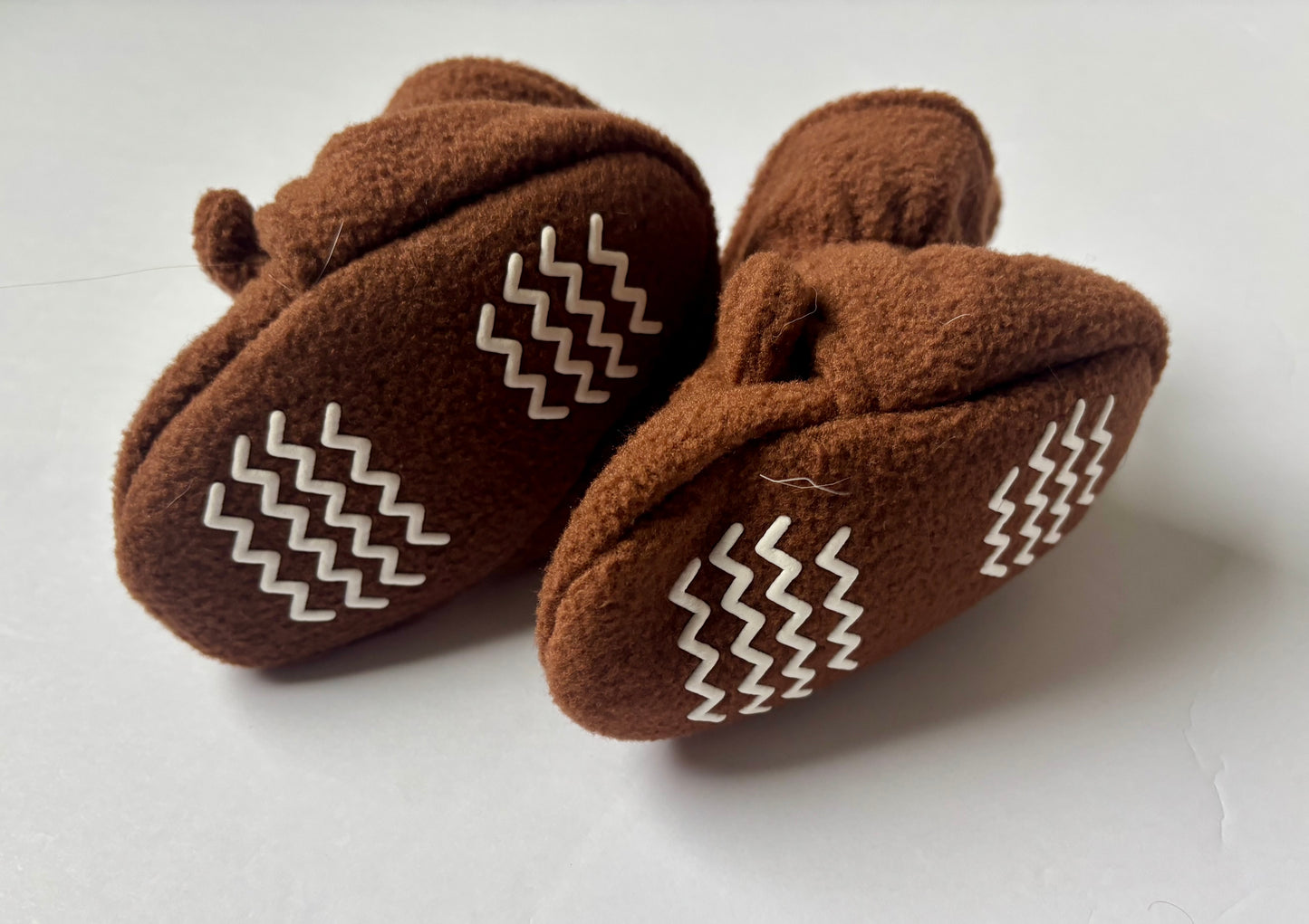 #43 Hudson Baby Booties Boys 12 to 18m EUC