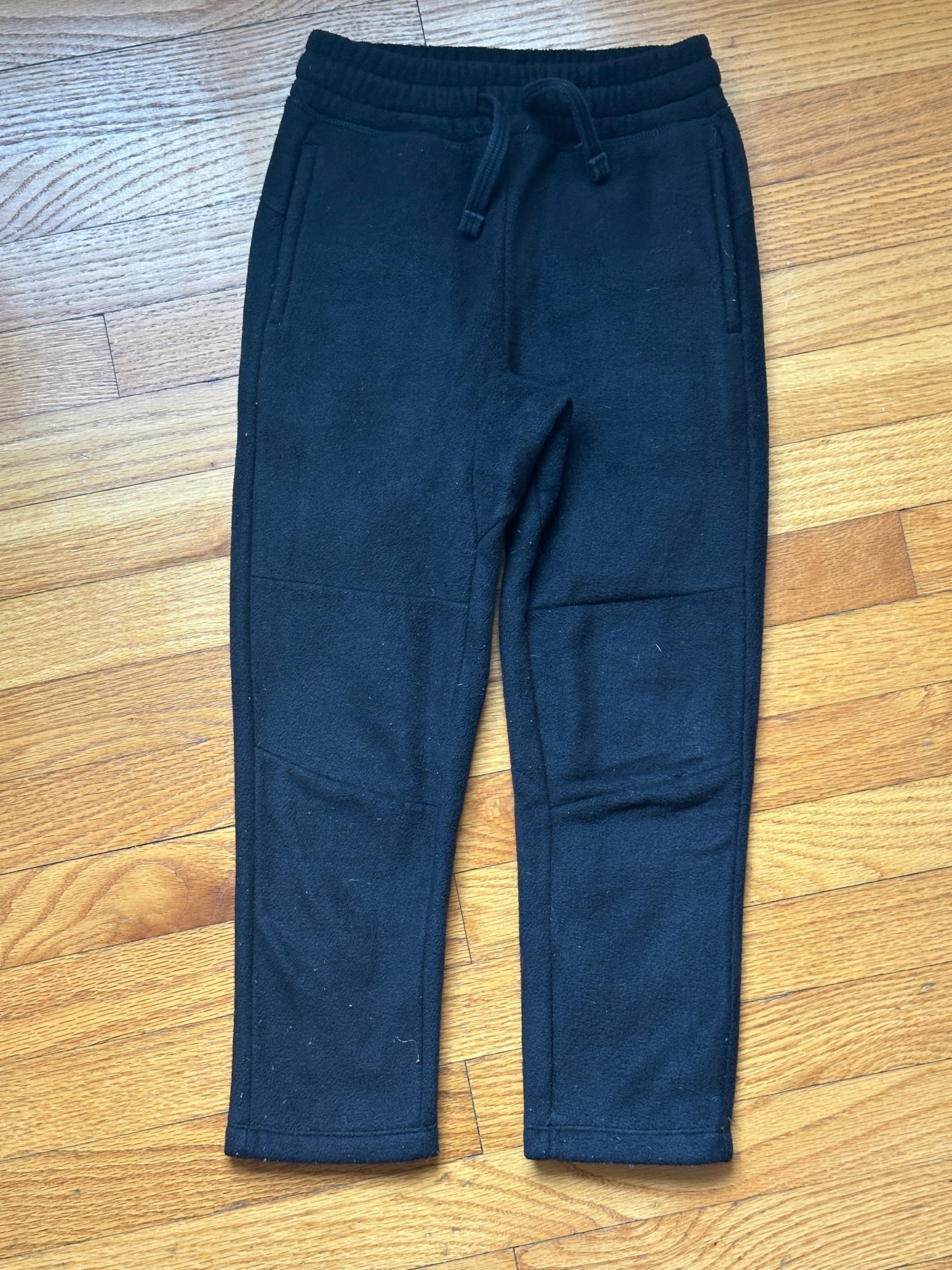 #186 GapKids Black Fleece Joggers - boys S - EUC