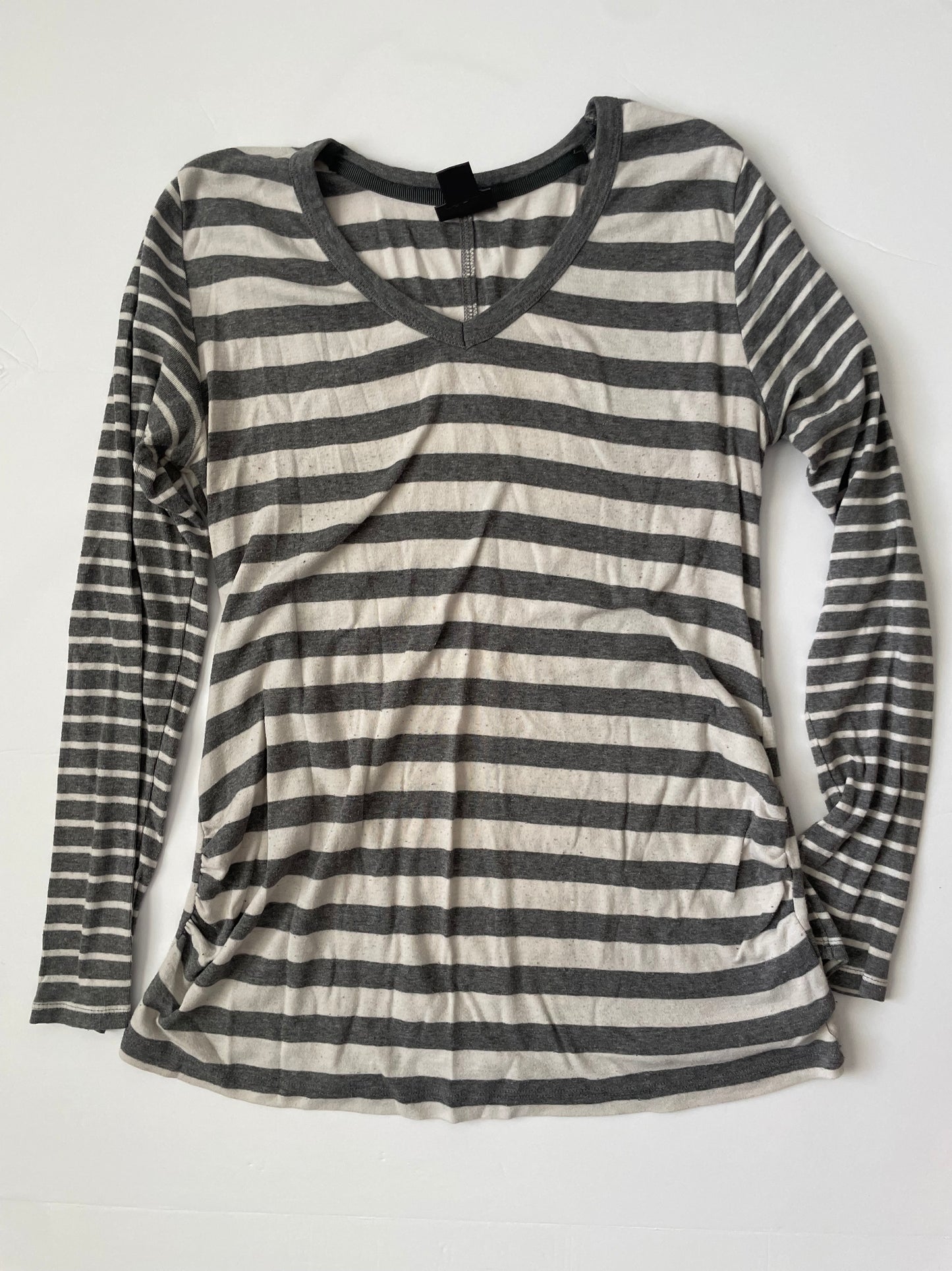 #3 motherhood maternity gray & white stripped long sleeve women’s size L