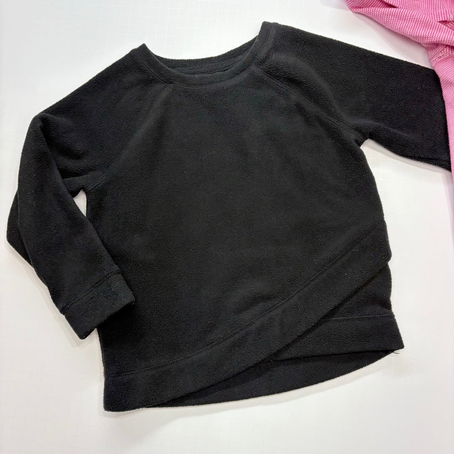 Seller 189 Girls 5T Long Sleeve Sweatshirt/Tee Bundle (3)