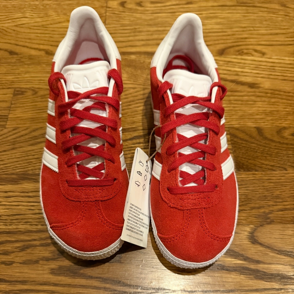 #41 | Girls size 2 | NWT Adidas Gazelle 😭 my child said no because they are “GA” colors… any GA parents out there, this is your chance 😂