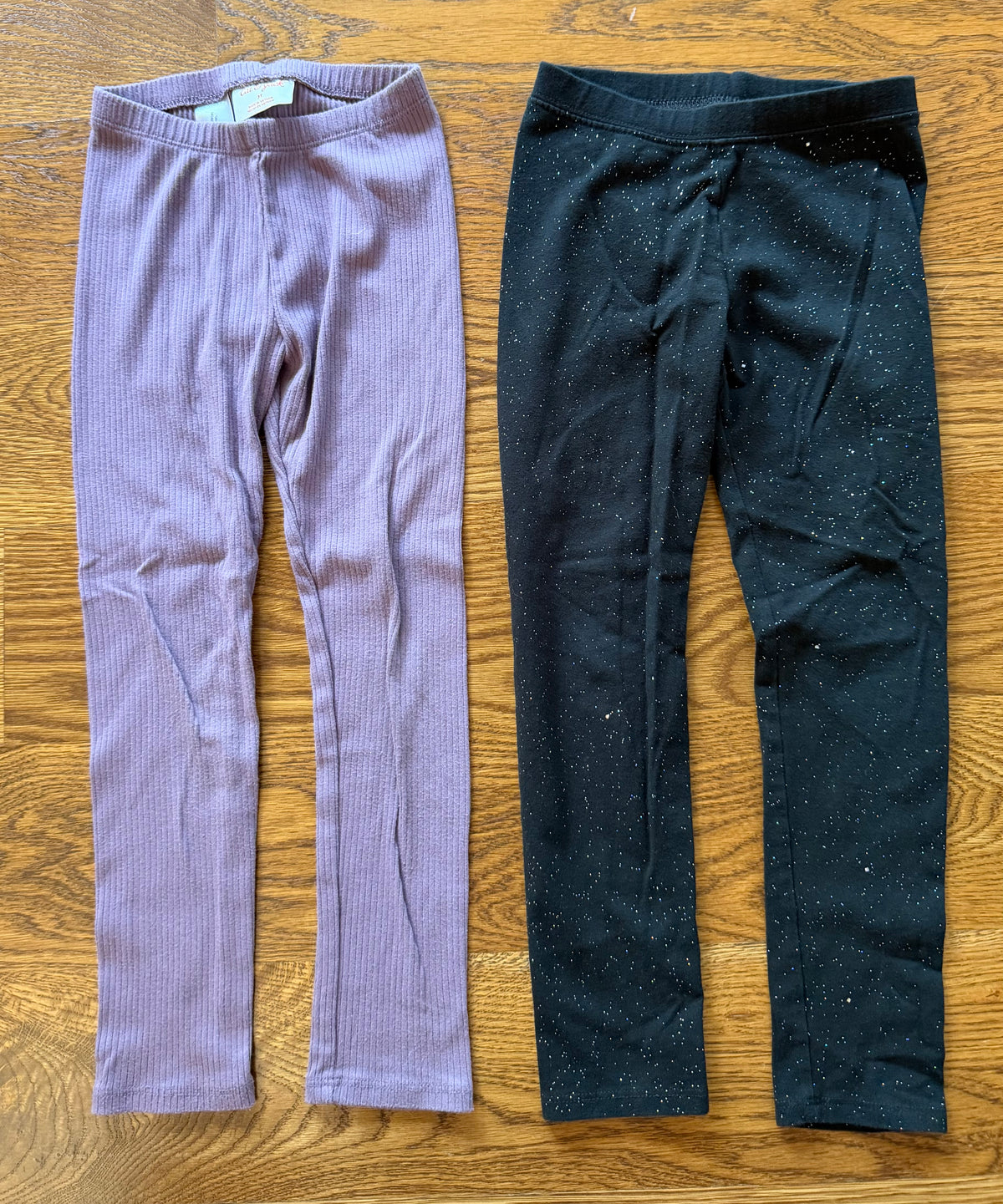 53 - Girls 5T Cat & Jack Legging Bundle (2) (Purple & Sparkle Black)
