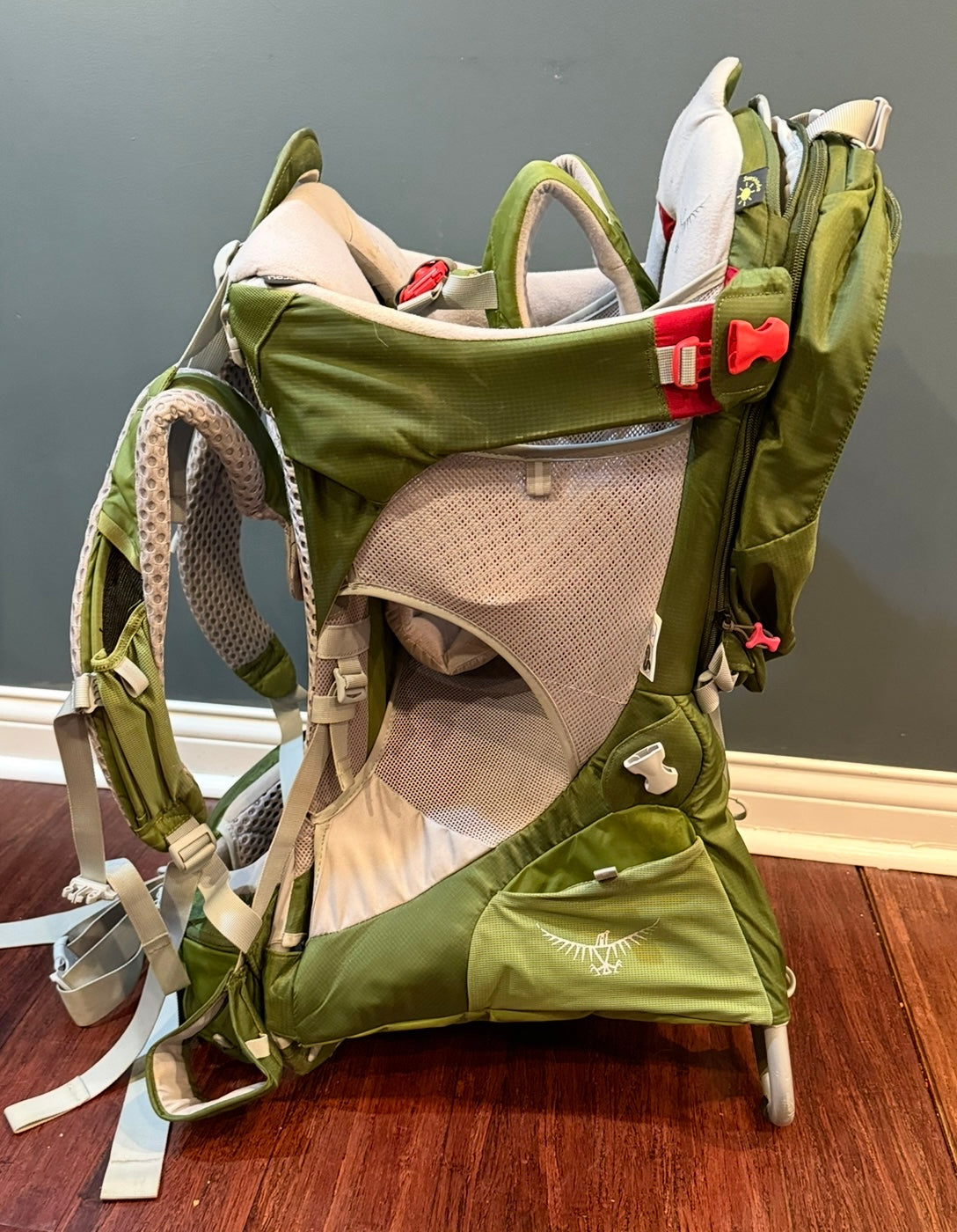 #180 Osprey Green Poco AG Premium Child Carrier