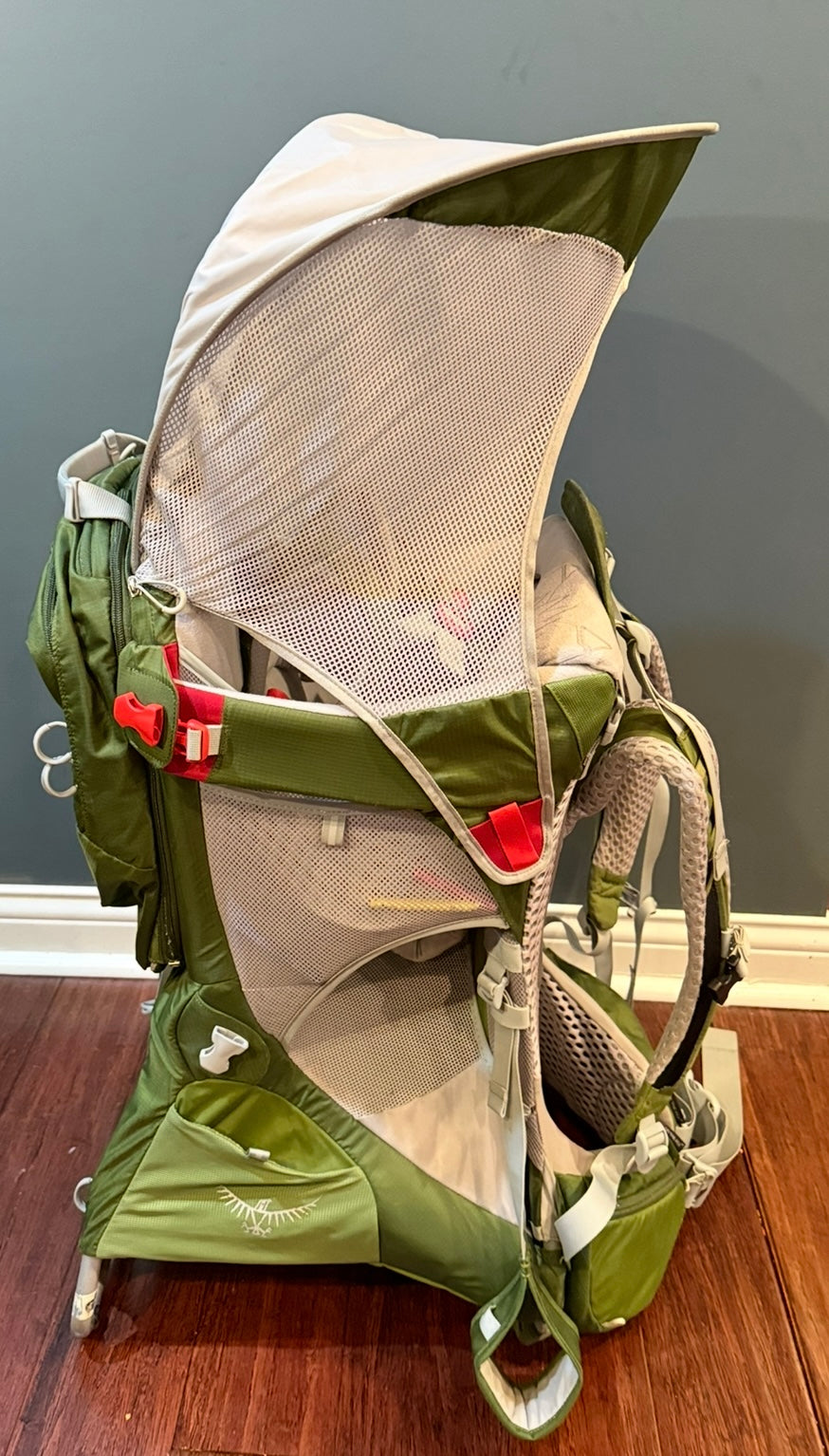 #180 Osprey Green Poco AG Premium Child Carrier