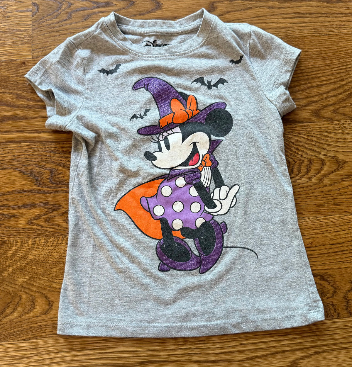 53 - Girls 4/5 Disney Minnie Mouse Halloween Gray Shirt