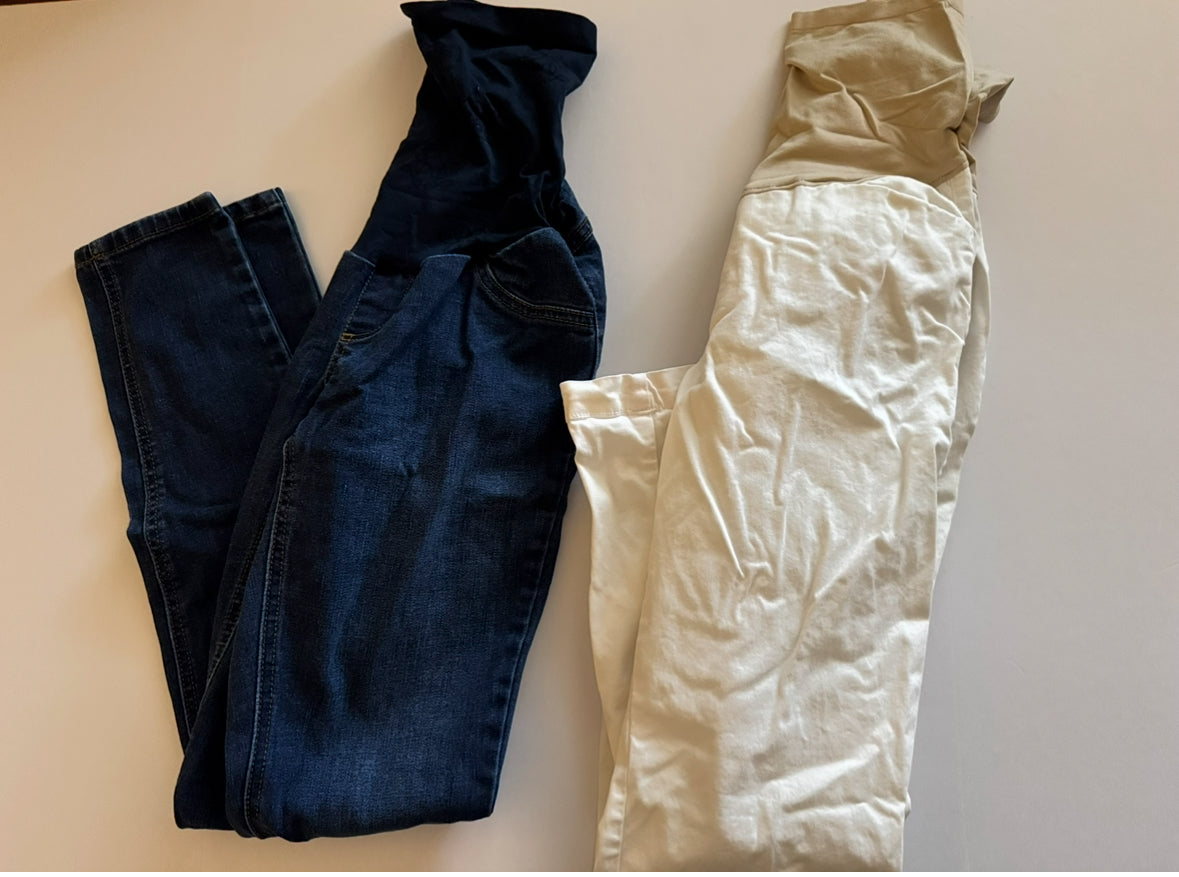REDUCED #92 Women's maternity pant set. White GAP size 2. Blue jeans small