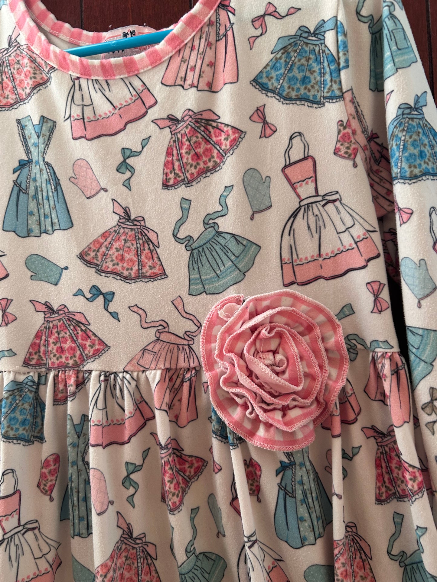 Seller #7 4T dress great condition