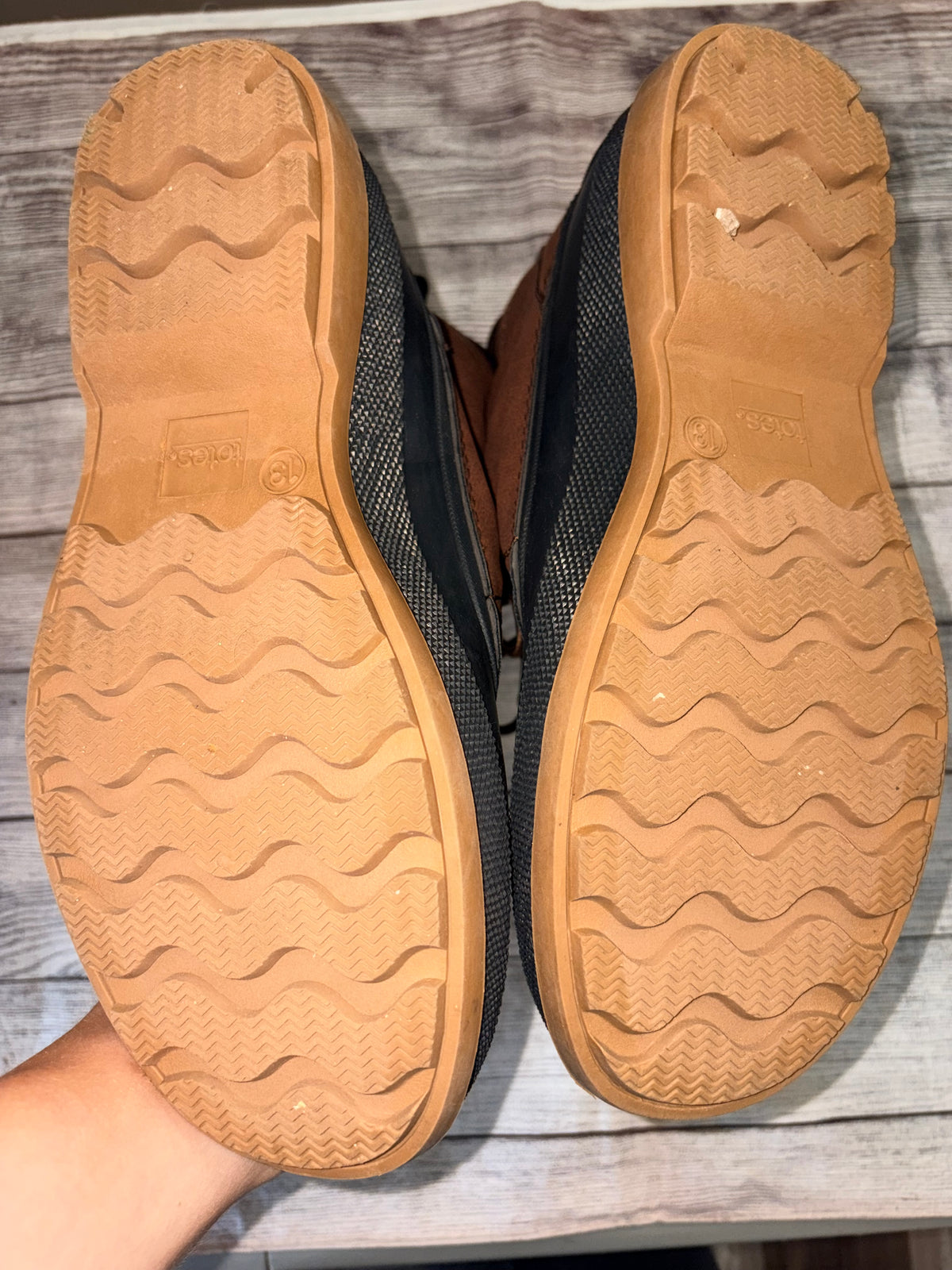 Seller 124 Totes Men’s Snow Boots size 13