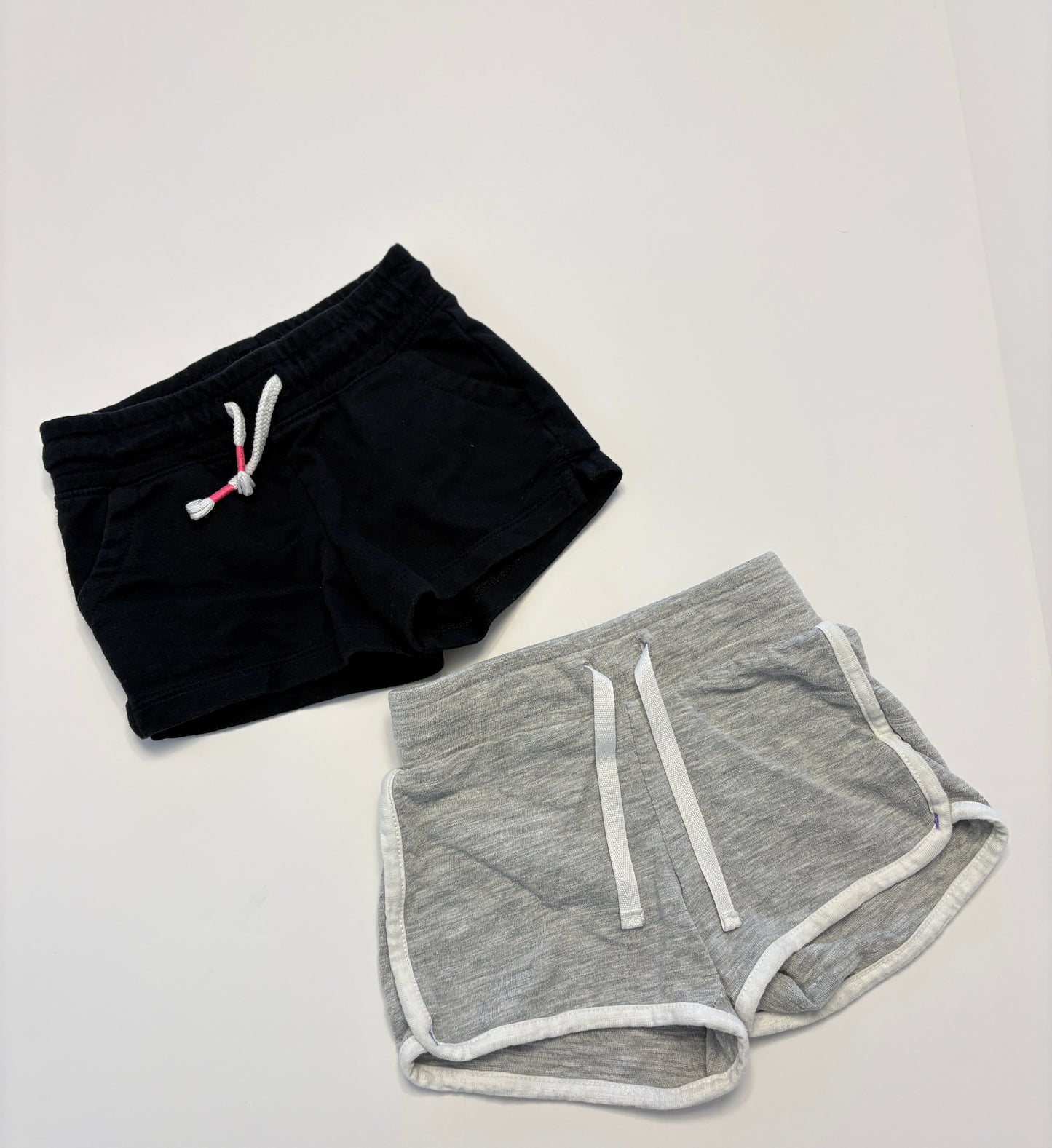 #121 Girls 3T Cat & Jack set of two cotton shorts, black and gray, VGUC