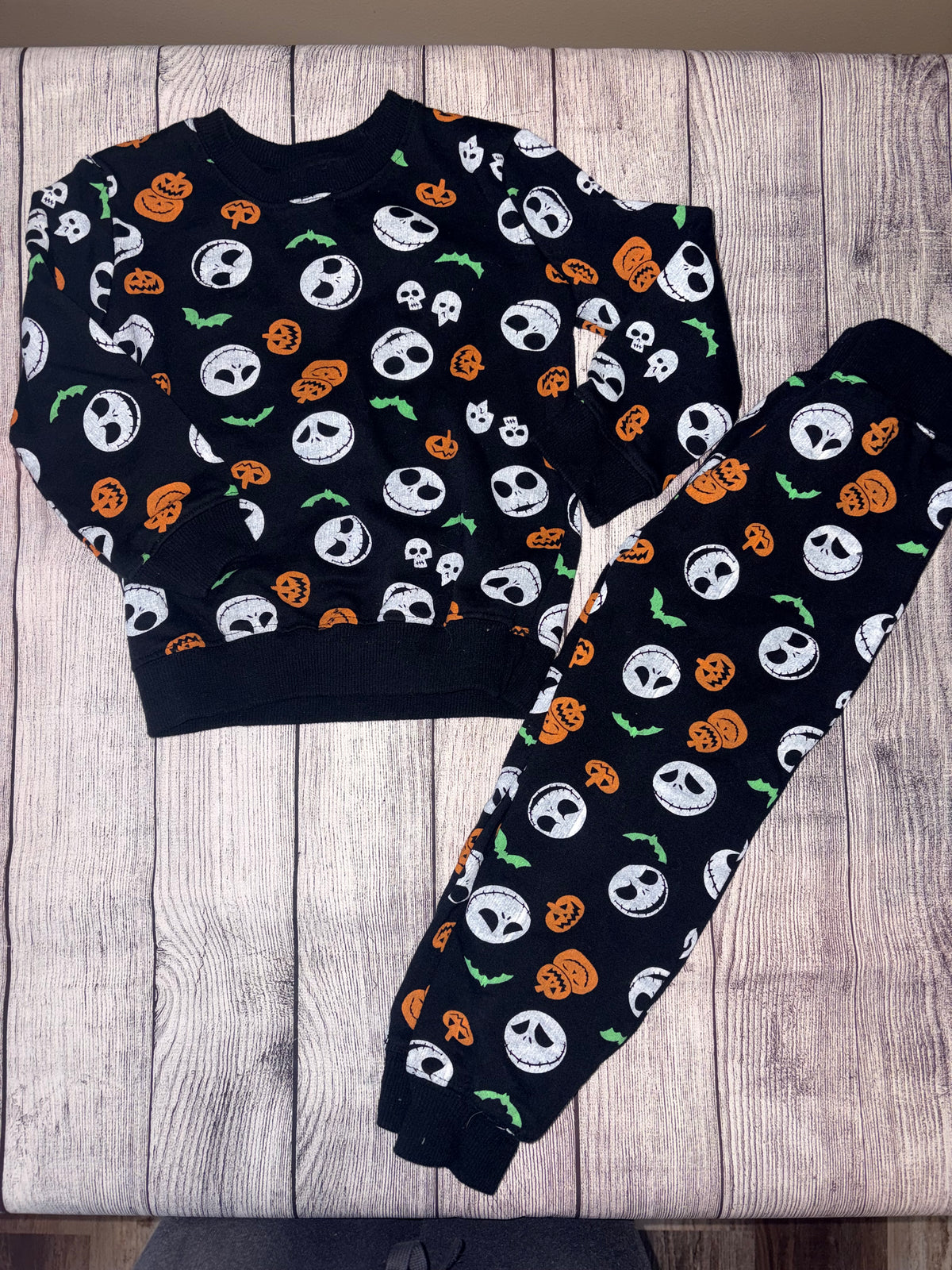Seller 124 Disney NMBC 4T Boys 2pc Outfit