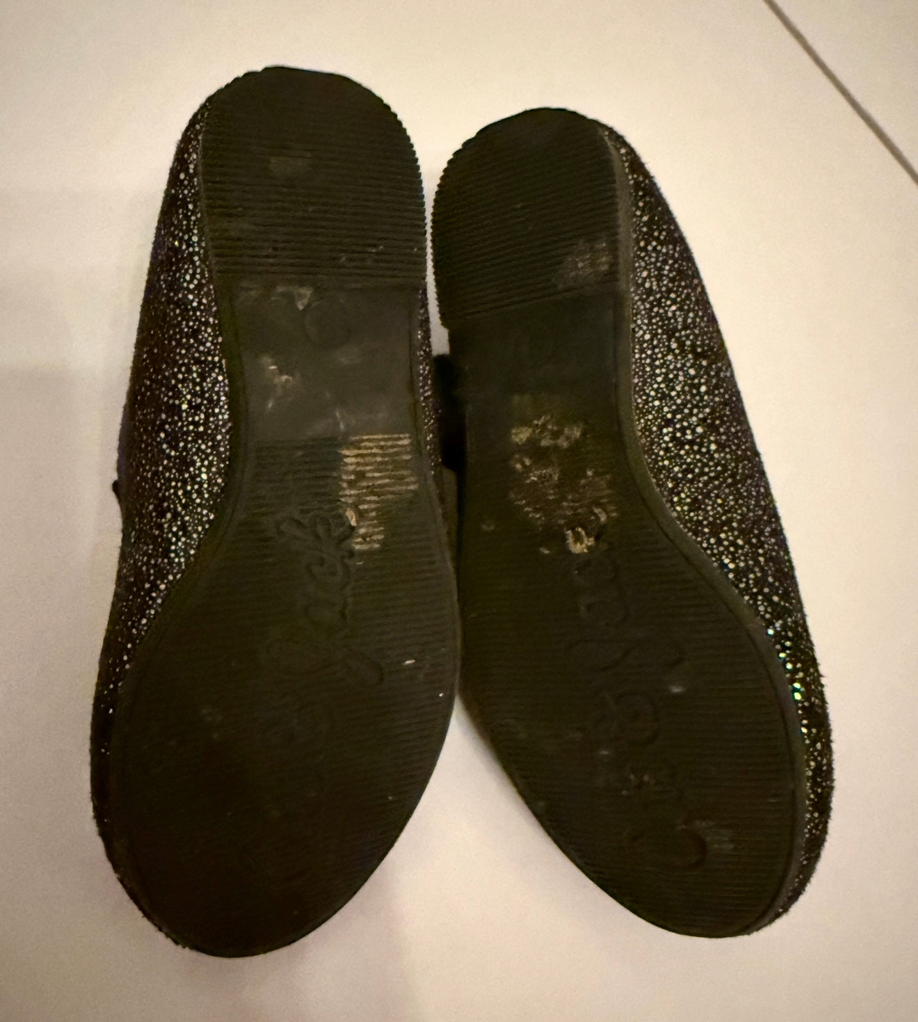 #180 Girls Shoe 9 Cat & Jack Black Sparkle Flat