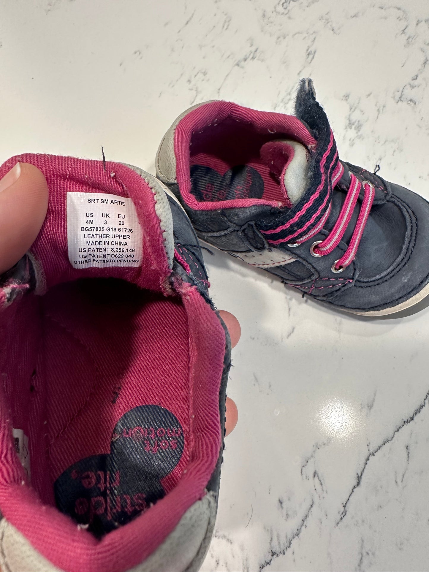 #85 REDUCED Stride Rite Navy Purple Sneakers, Girls Sz 4