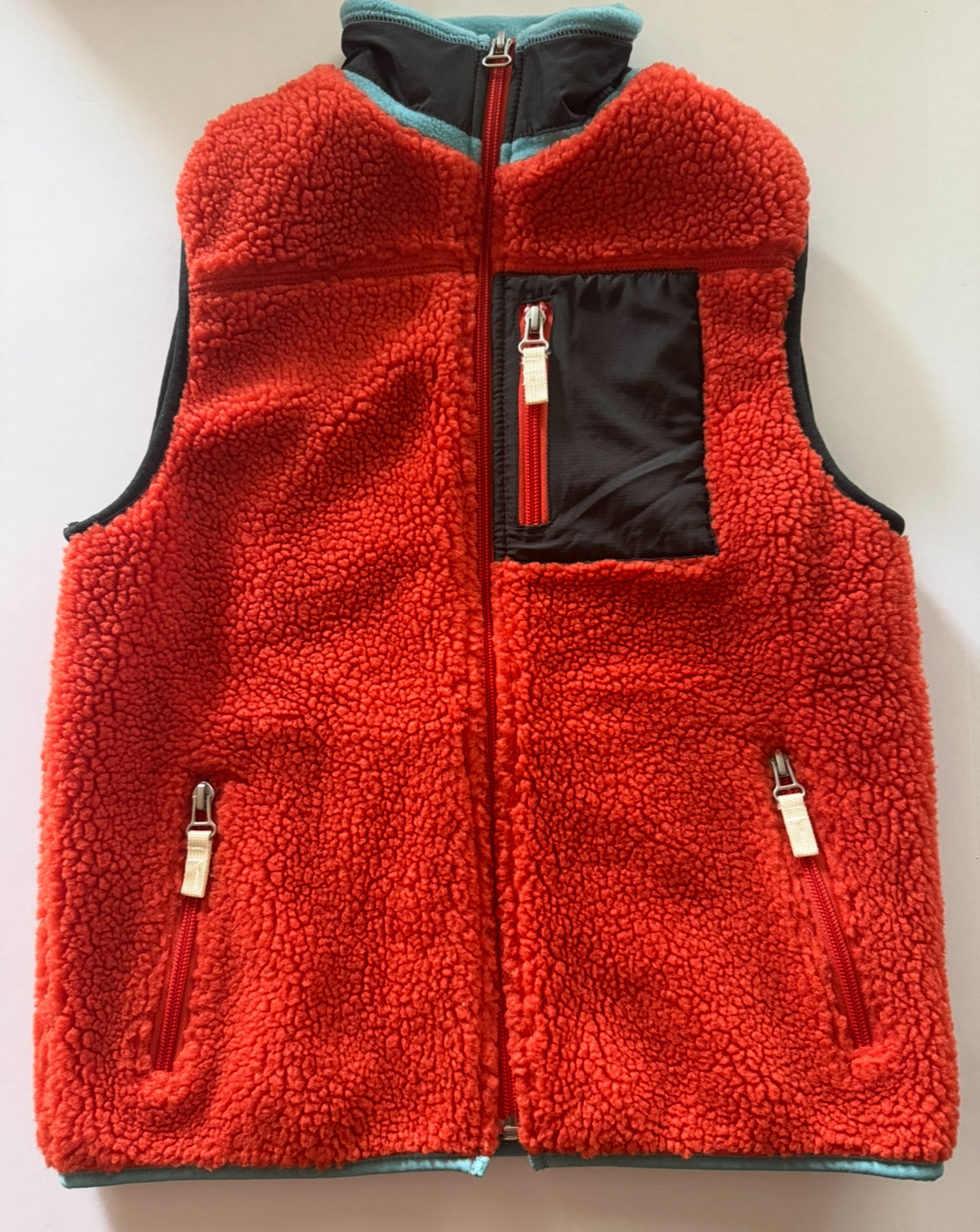 REDUCED #92 GAP boys 8 fleece vest