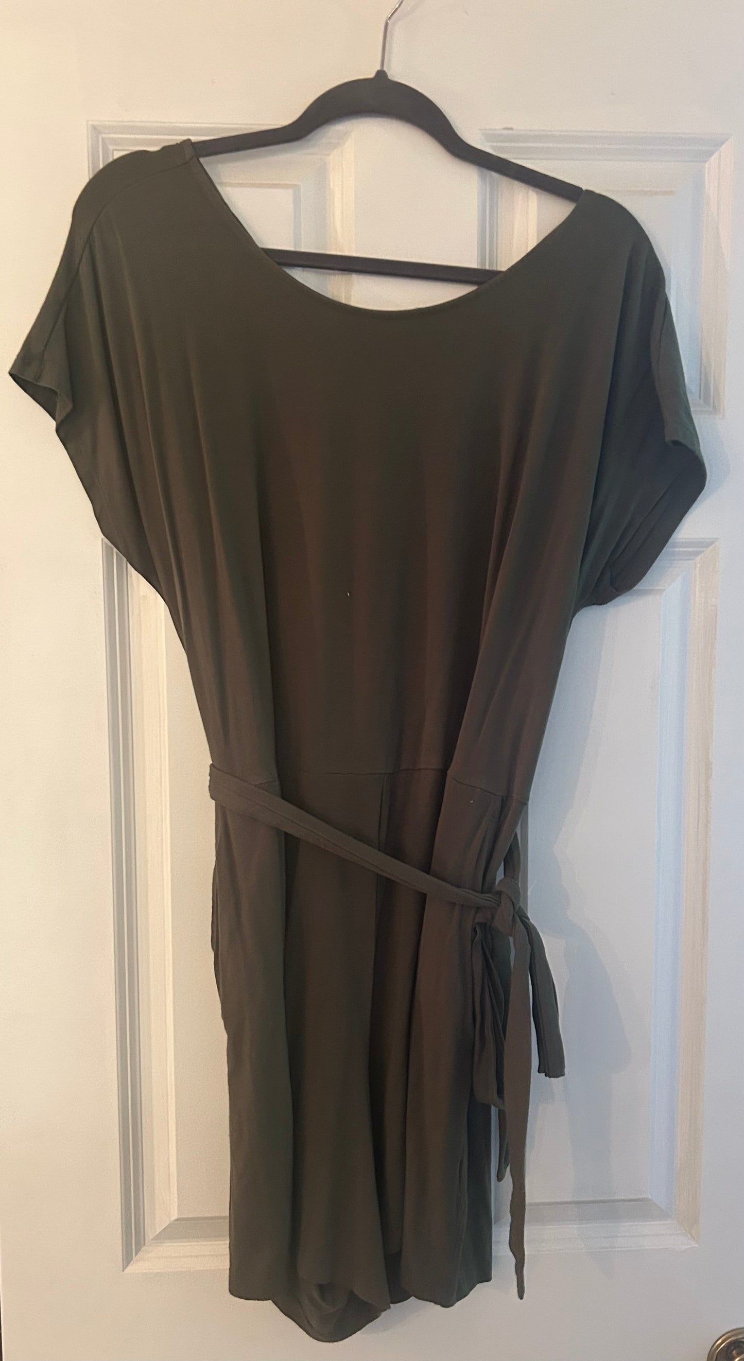 Seller 128 - Old Navy Women's XL Romper REDUCED