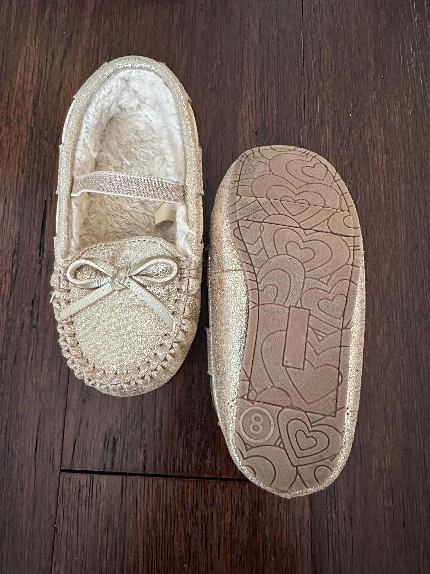 Seller 48, Target Celina Moccasin Slippers, Gold Glitter, EUC, Girls size 8