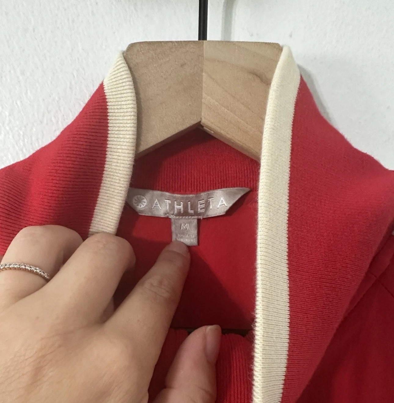 #111 Athleta Womens Featherweight Stretch Sprint Track Jacket Hibiscus Red Medium