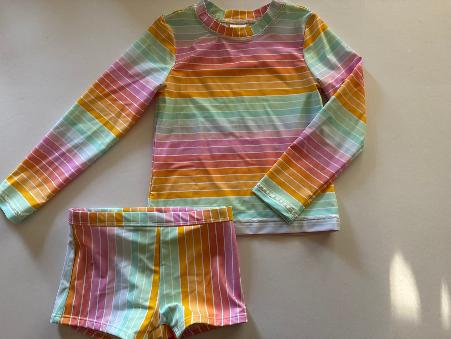 REDUCED#92 Girls NEW 6/7 Hanna andersson rainbow swim suit 2 piece
