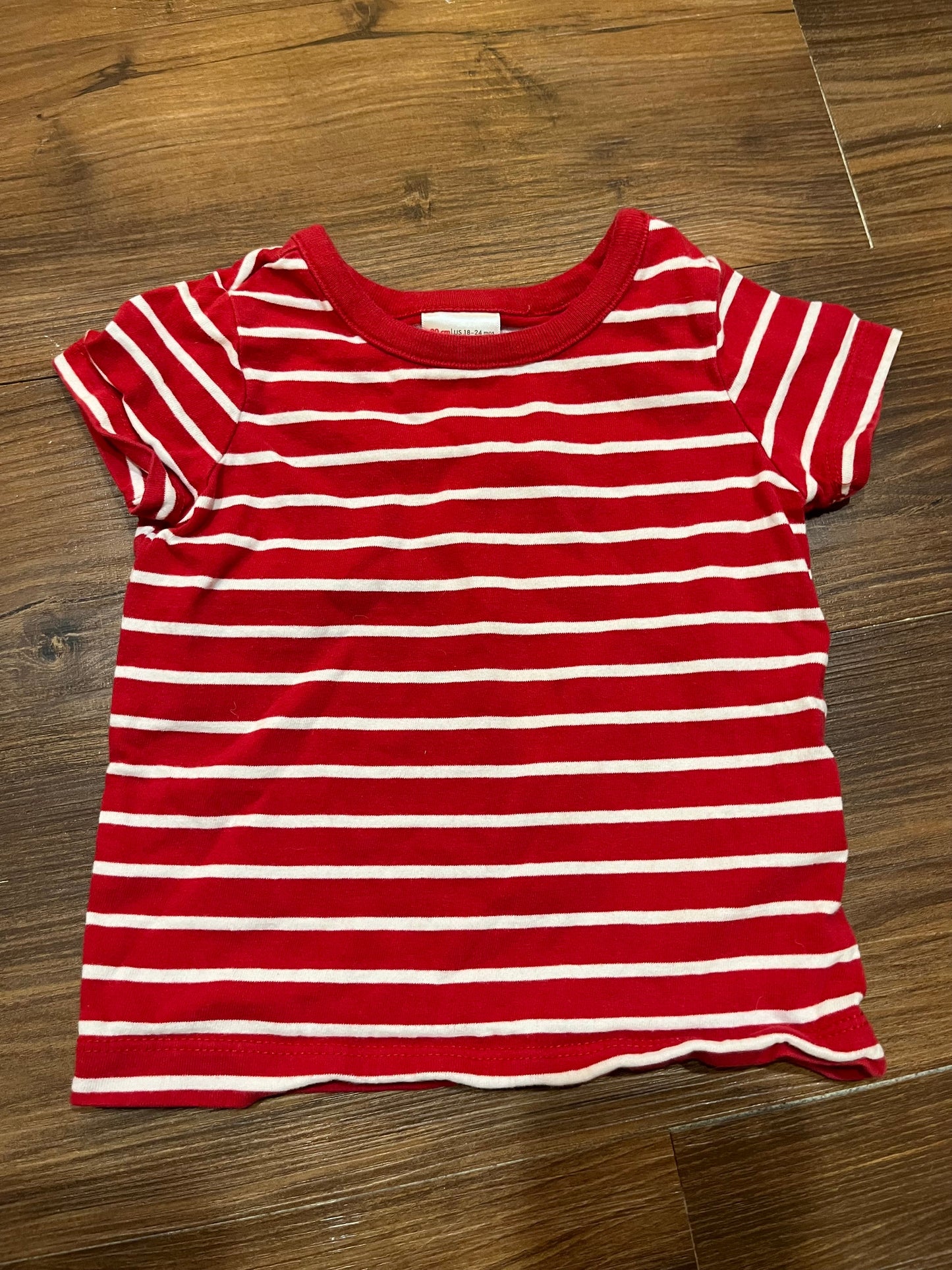 #67 Hanna Andersson red and white striped tee 18-24 months
