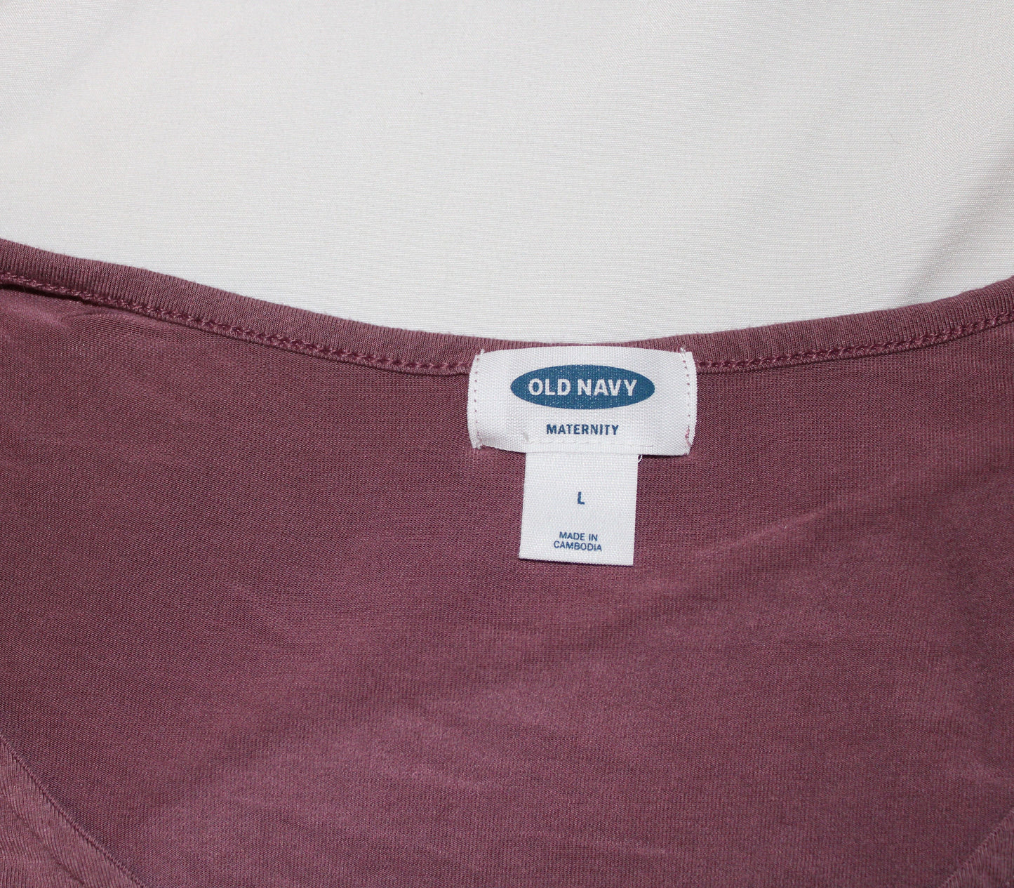 #126 Old Navy nursing shirt - size large *REDUCED*
