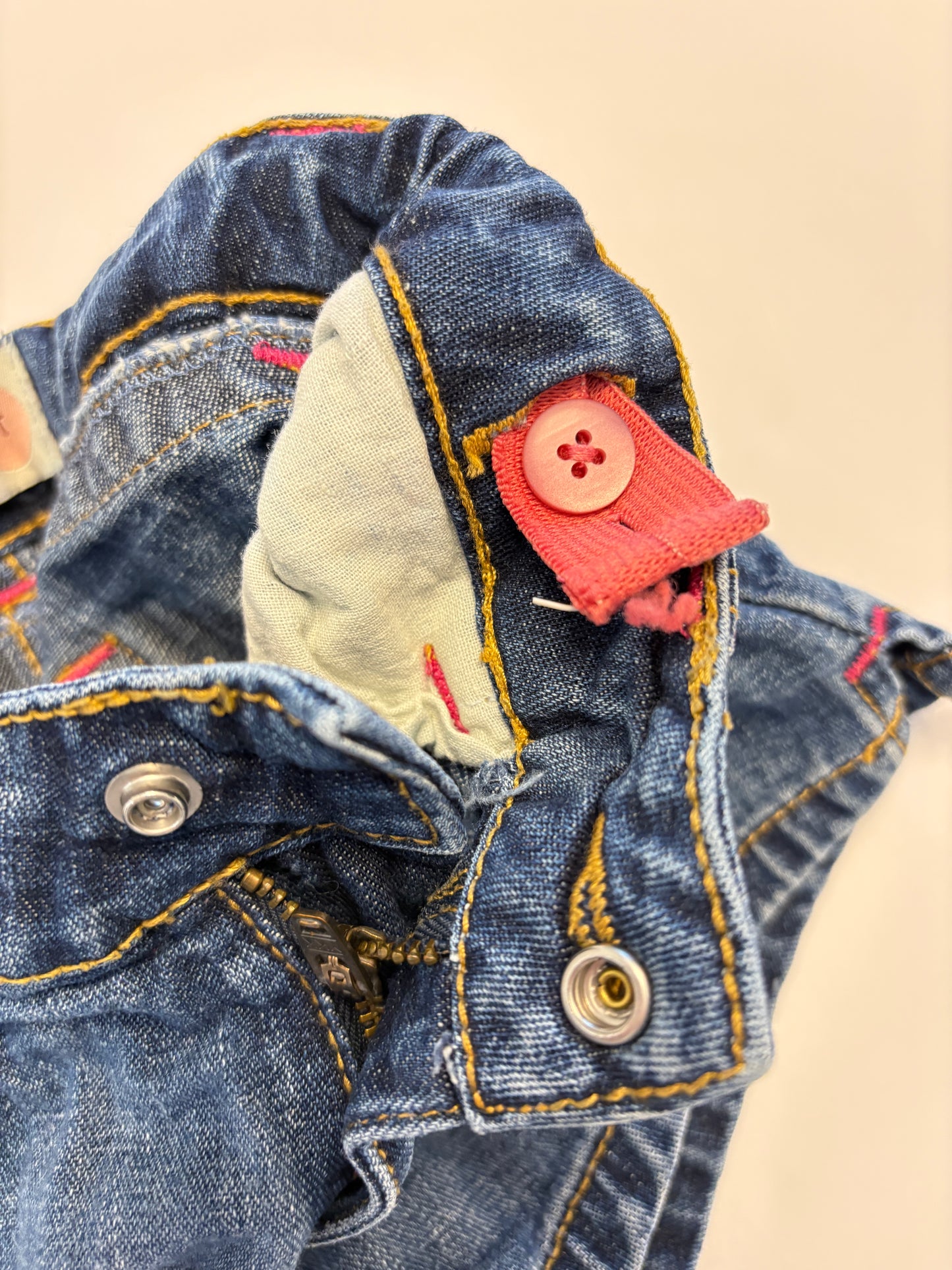 #121 Girls 4T Old Navy denim shorts with inside adjusters, VGUC