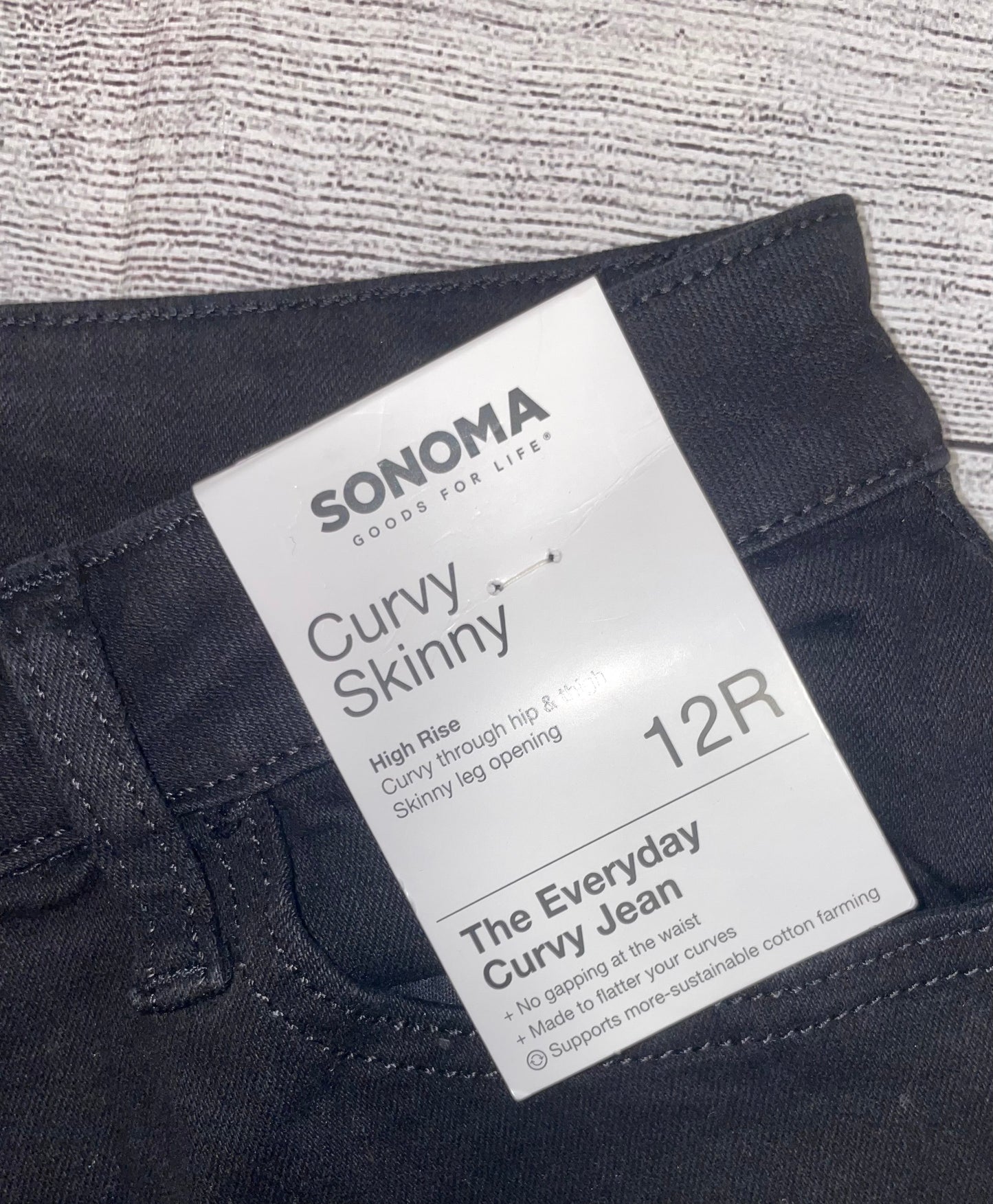 Seller #171 *REDUCED* Sonoma NWT Women’s 12R Curvy Skinny Highrise