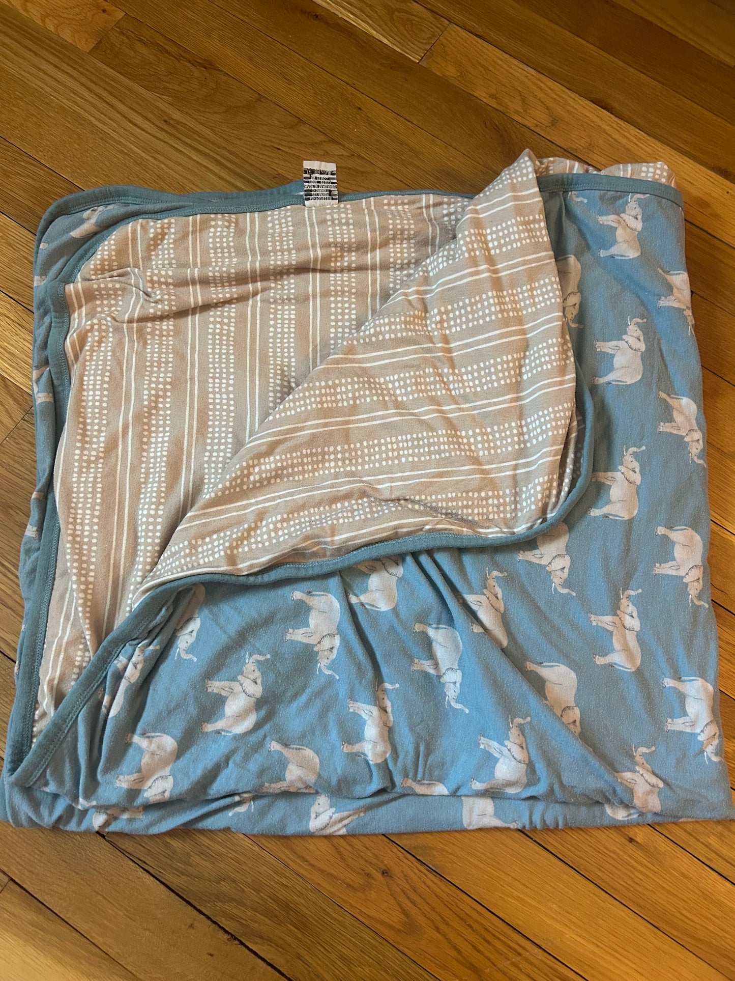 Seller 128 - Copper Pearl Three Layer Quilt Elephant Print