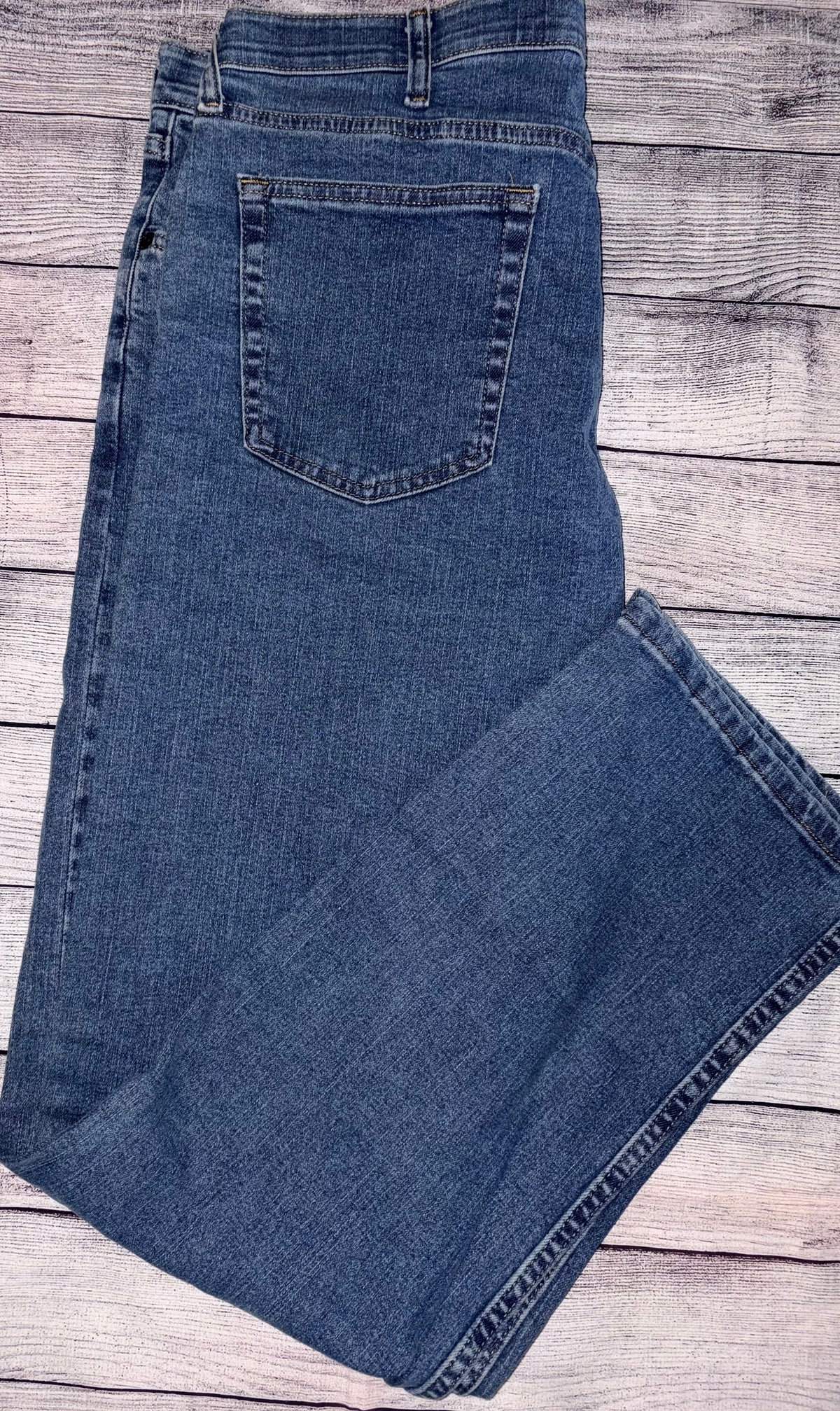 Seller 124 NEW Wrangler Men’s 36x32 Regular Fit Jeans