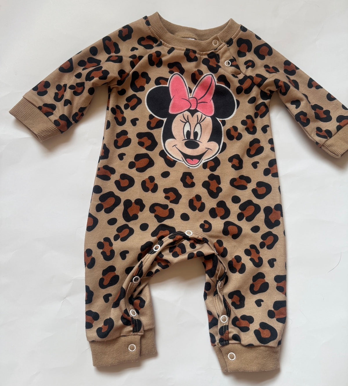 #170 Pat Pat Minnie Mouse cheetah print outfit girls 0-3 months (runs big)