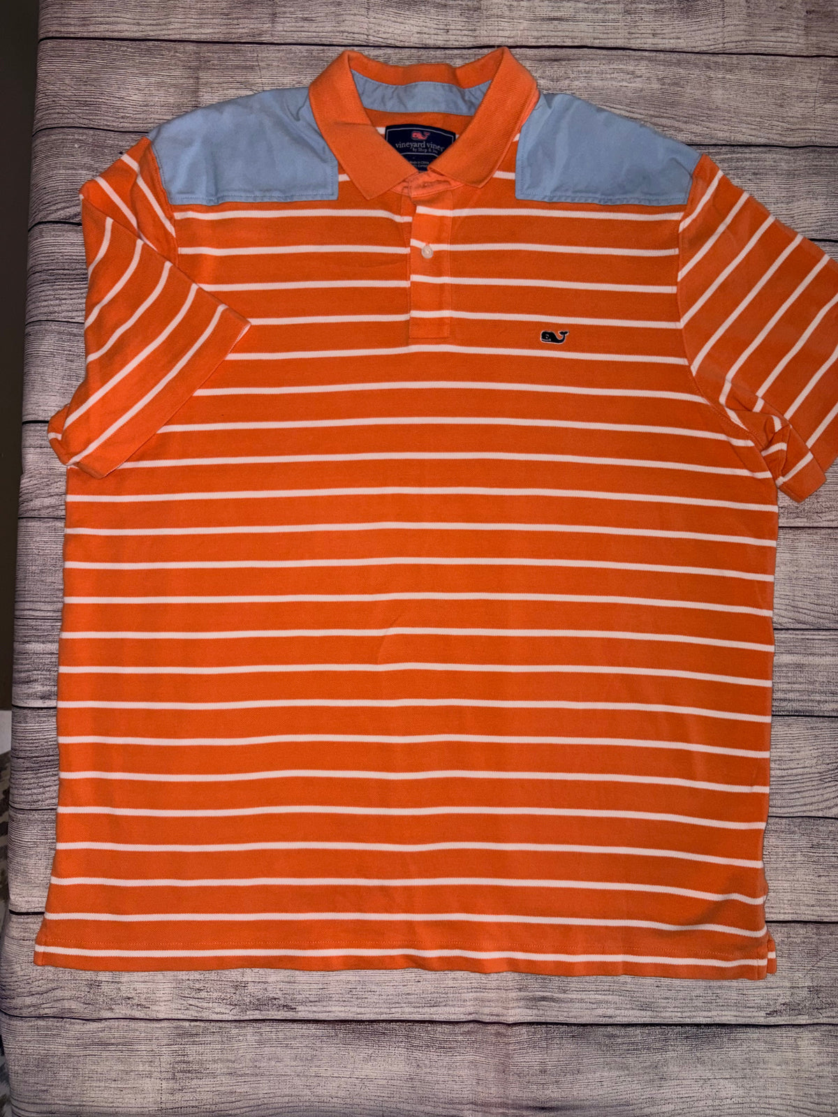 Seller 124 Vineyard Vines Men’s XLarge Polo