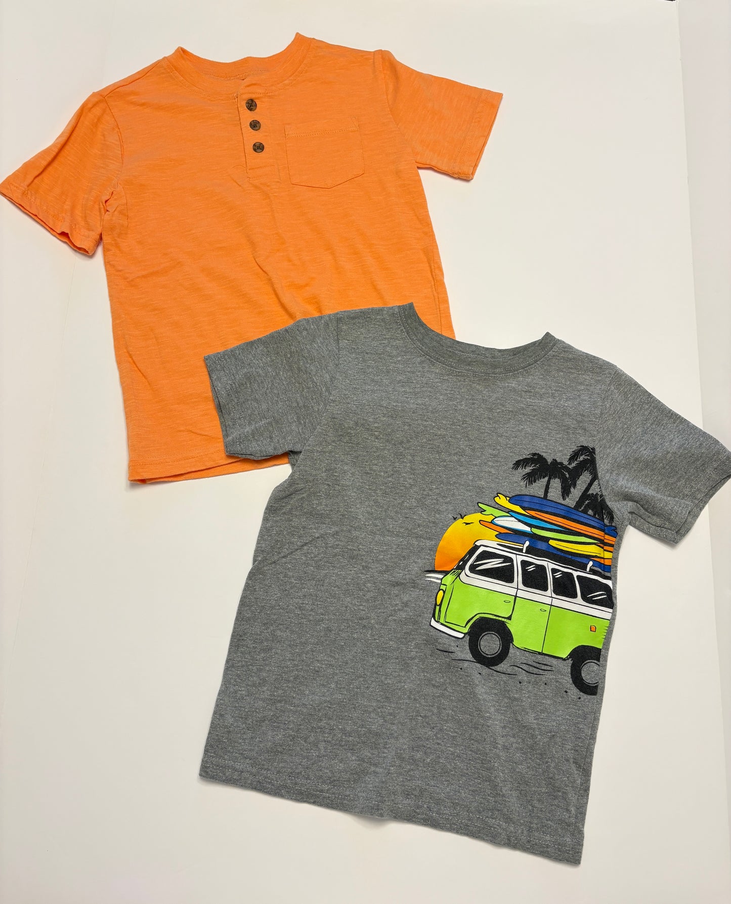 #121 Boys 5 set of two t-shirts, Jumping Beans and Garanimals, EUC/GUC