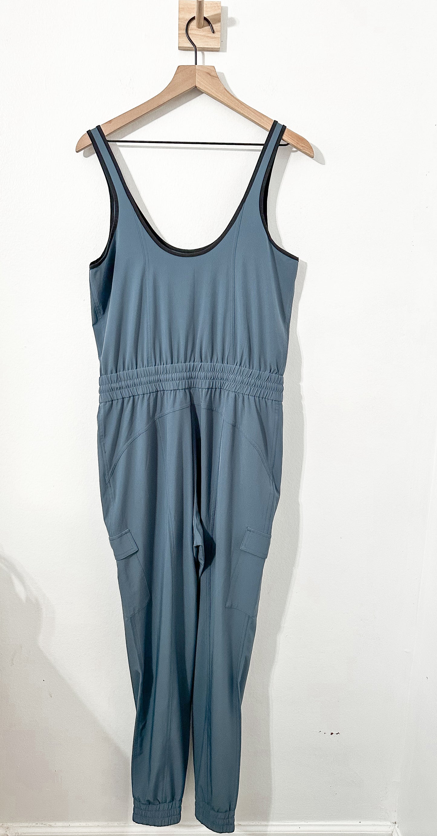 #111 Athleta Unbound Jumpsuit Size Small Iron Blue Athleisure