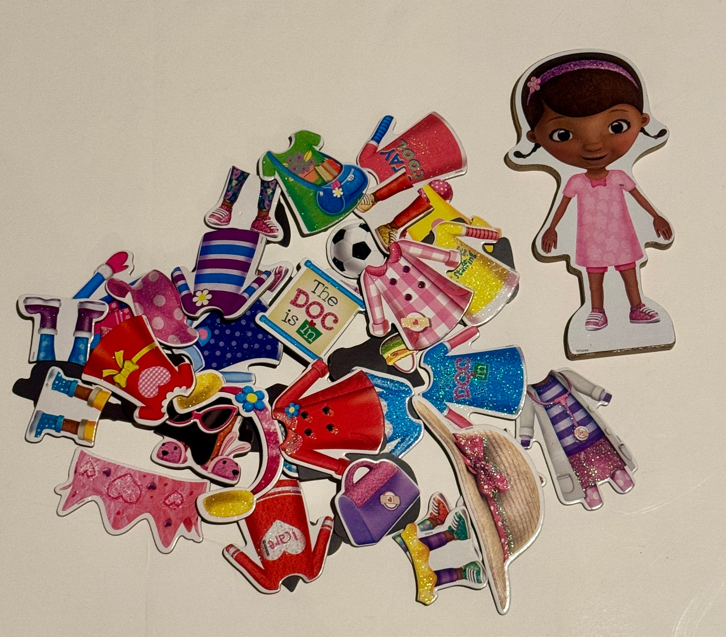 #187 Doc McStuffins Disney Jr Magnet Dress Up Toy