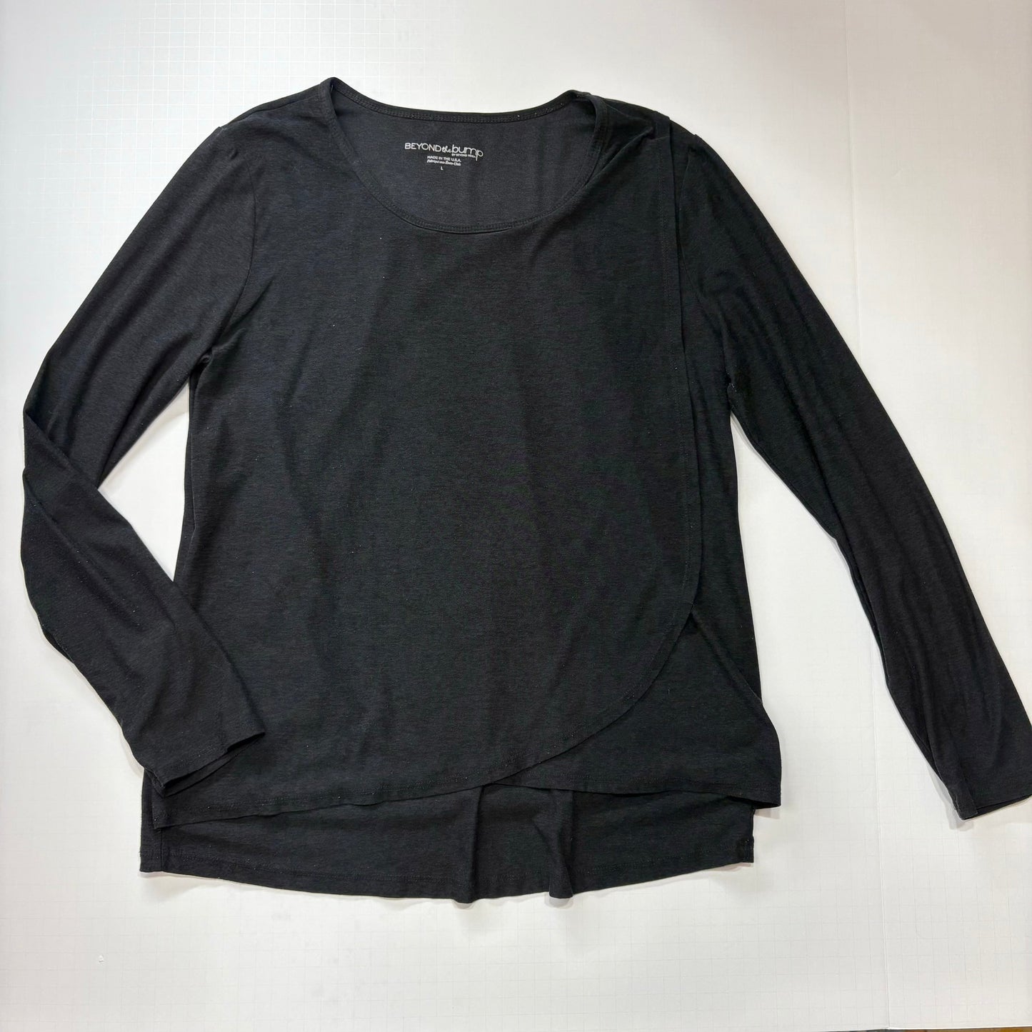 Seller 189 Women’s Large Beyond the Bump by Beyond Yoga Featherweight Nursing Tee EUC