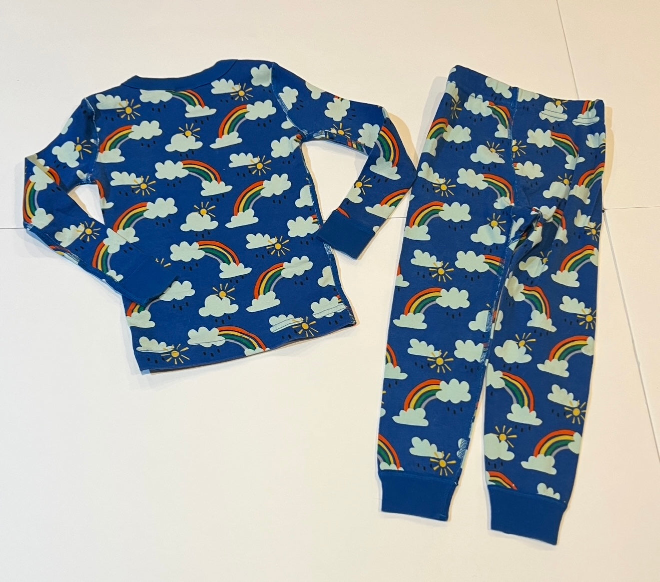 #180 Girls 4 Hanna Andersson Blue Rainbow pajamas
