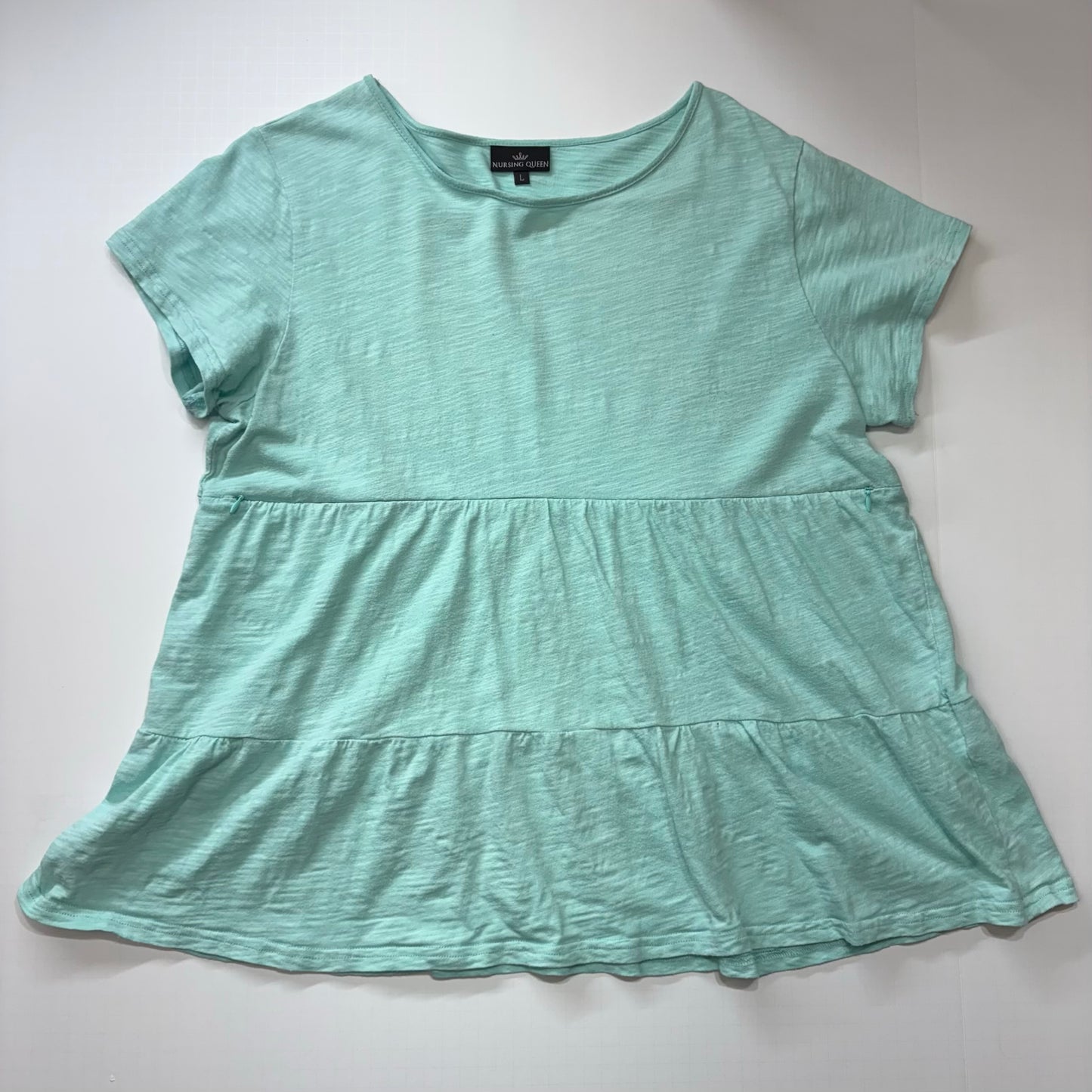 Seller 189 Women’s Large Nursing Queen Mint Ruffle Nursing Top GUC
