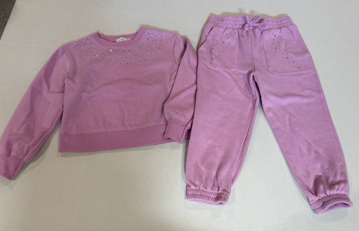 #25 Girls 6 Btween purple sweatshirt and sweatpants with some sparkles