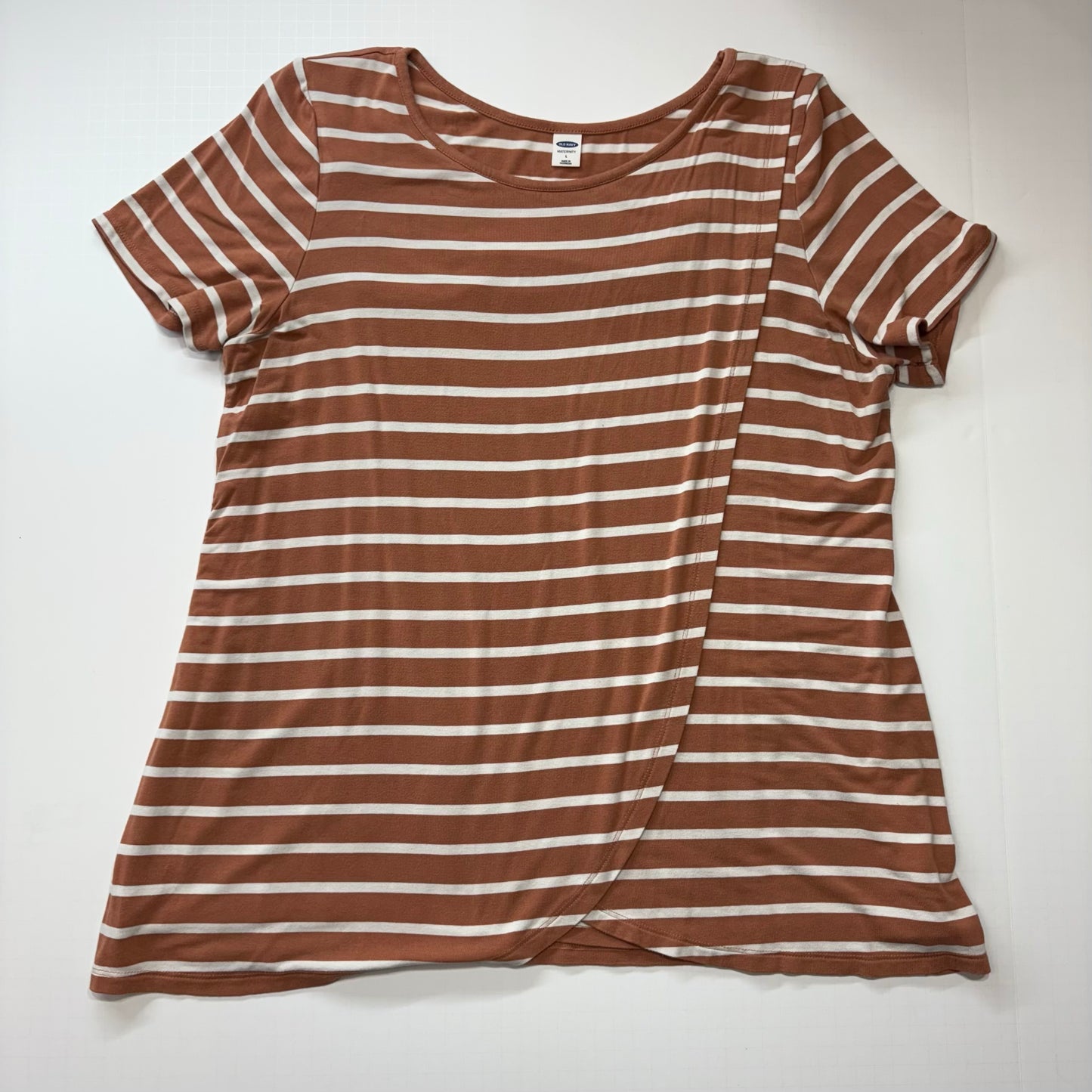 Seller 189 Women’s Large Old Navy Warm Stripe Maternity Cross-Front Nursing Top EUC
