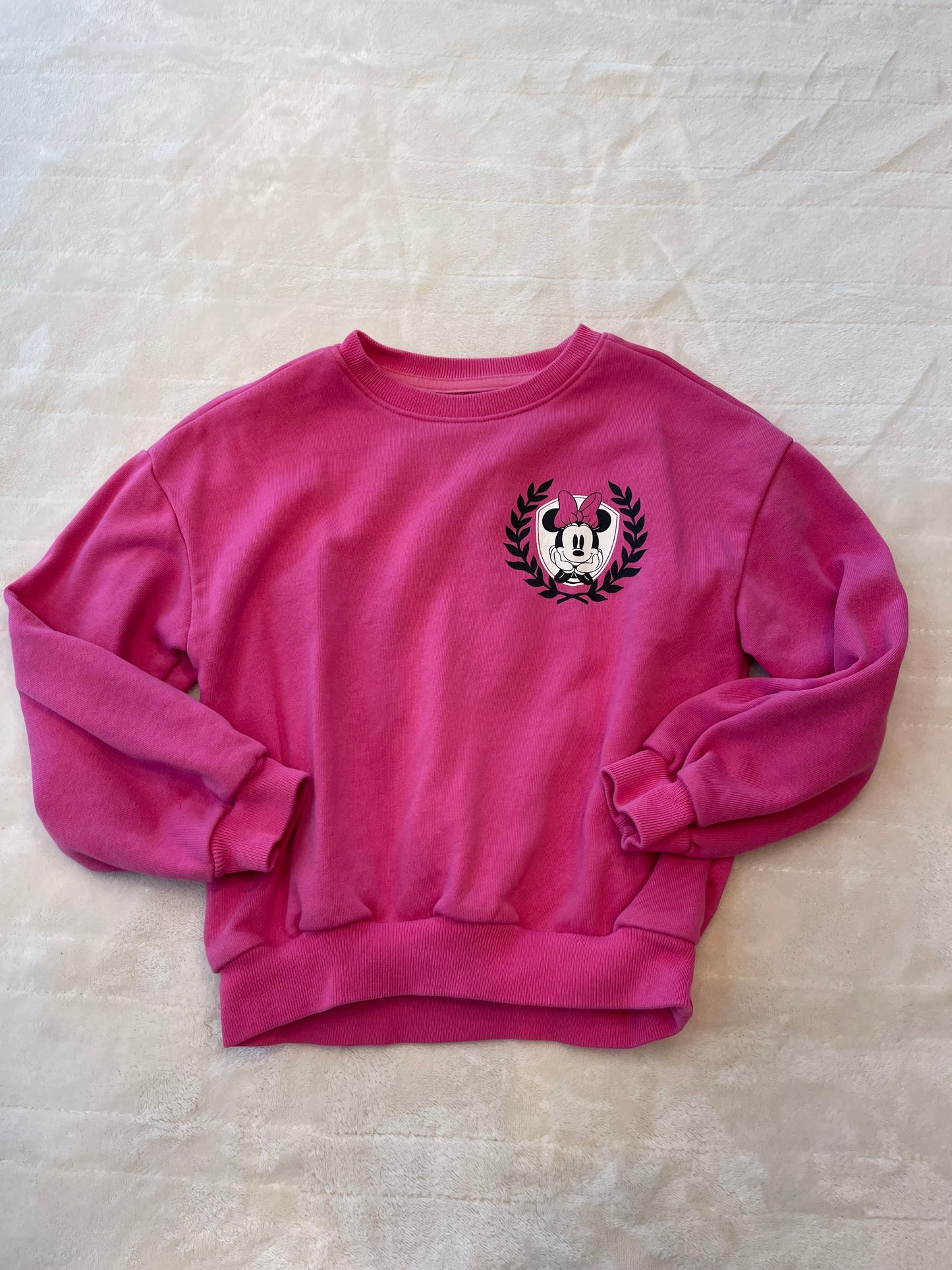 #212 Gap Minnie crewneck size 5
