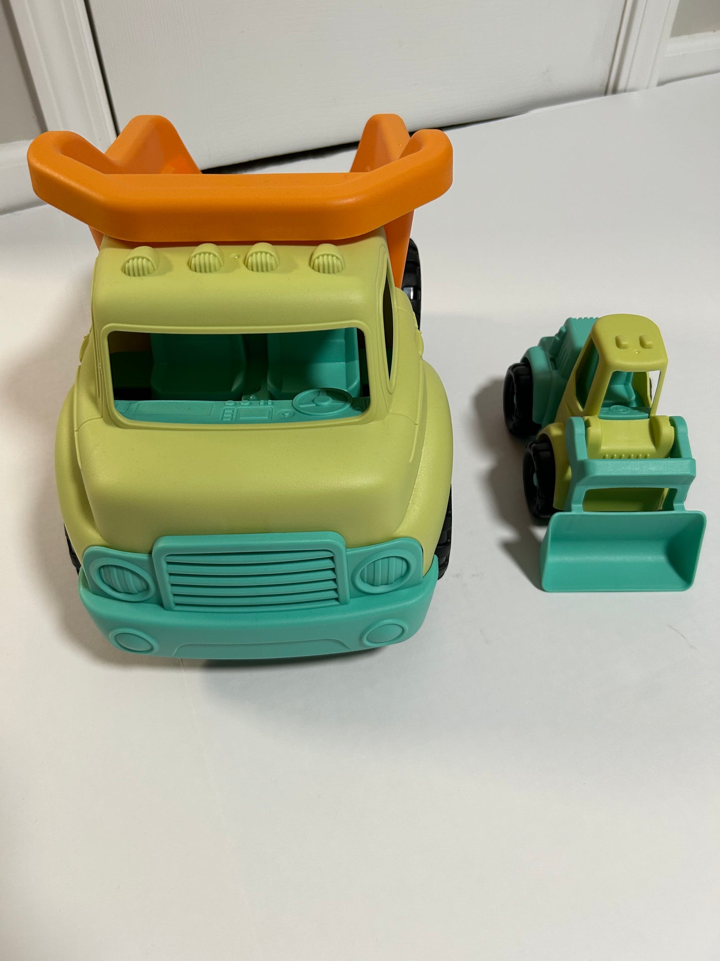 #27 Gigglescape Toy Trucks