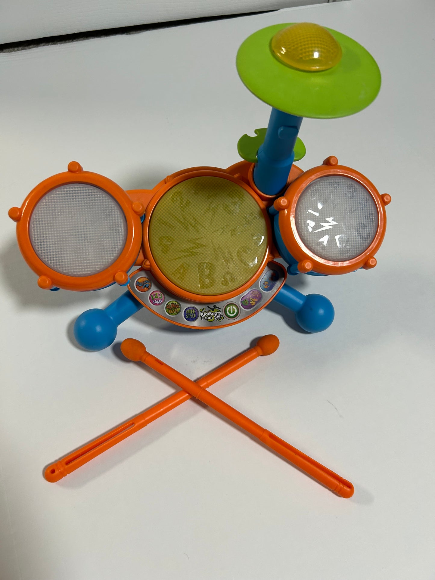 #27 VTech Kidibeats Drum Set