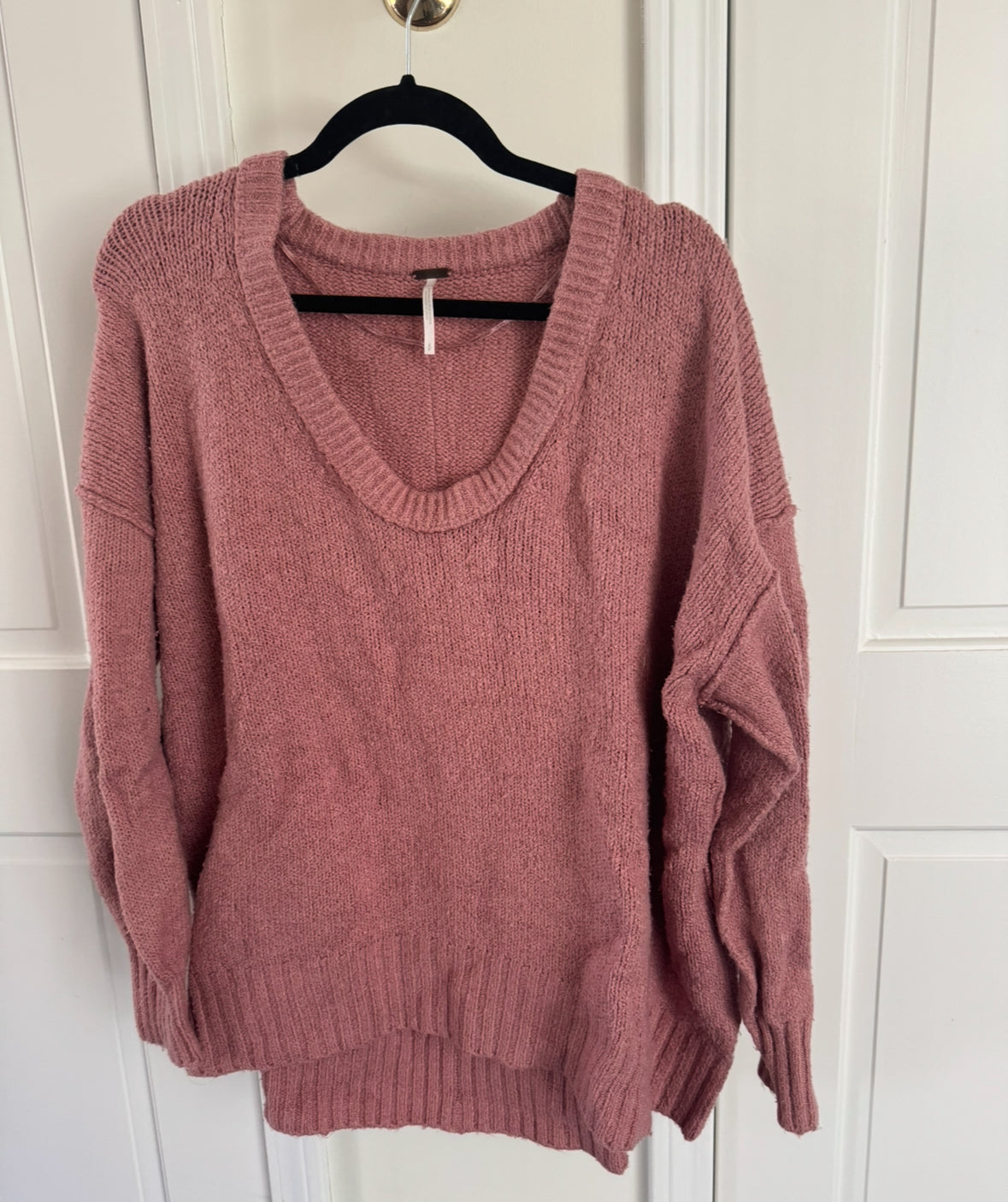 #207 Free People sweater women’s size small (very oversized)