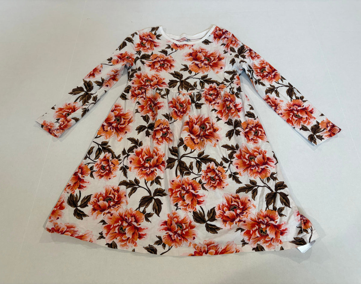 #25 Girls 5T Old Navy long sleeve thin dress white with flowers