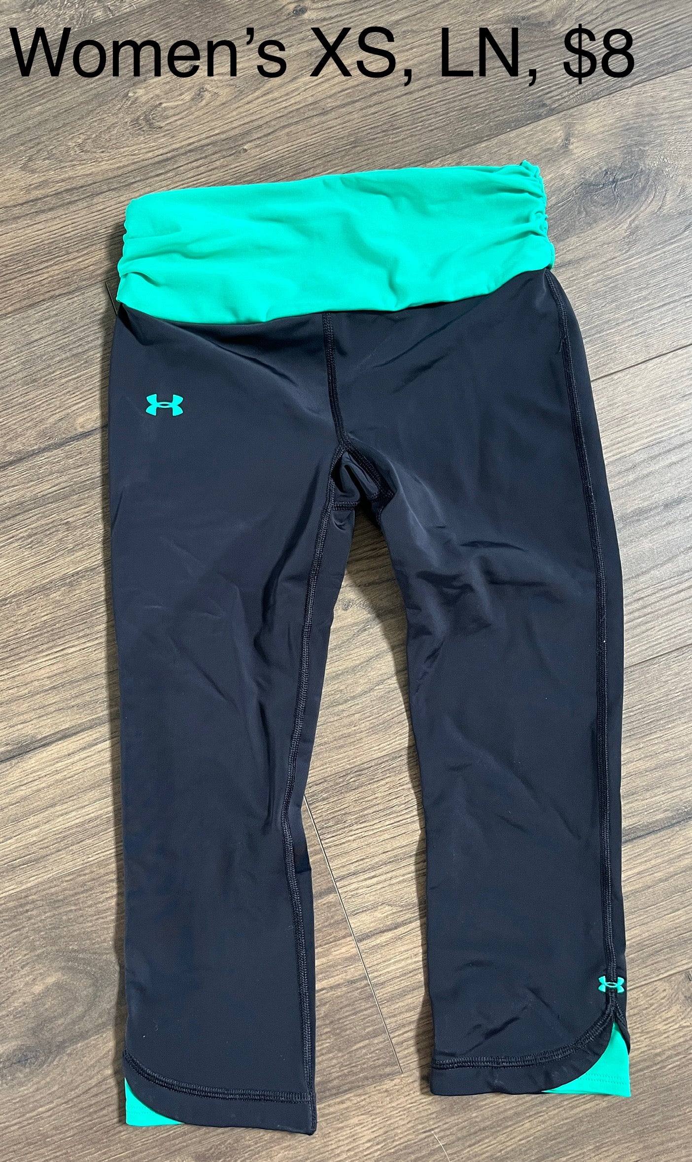 137 UA women's XS, LN turquoise and black workout capris
