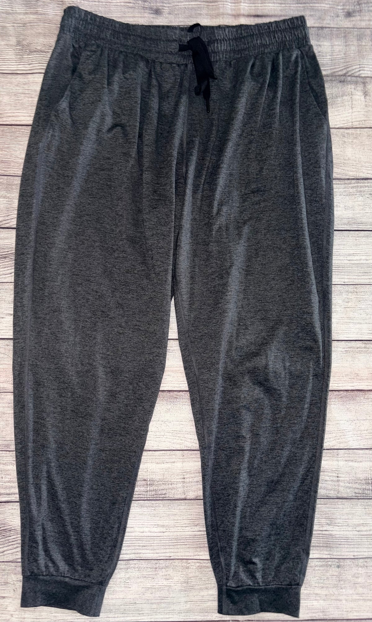 Seller 124 Gap Fit Women’s Large Dry Wick Joggers