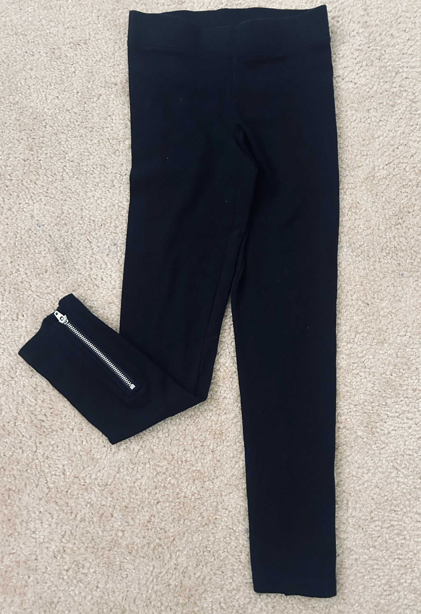 #15 ON 8 Straight Leggings with Zippered Back Slit VVGUC