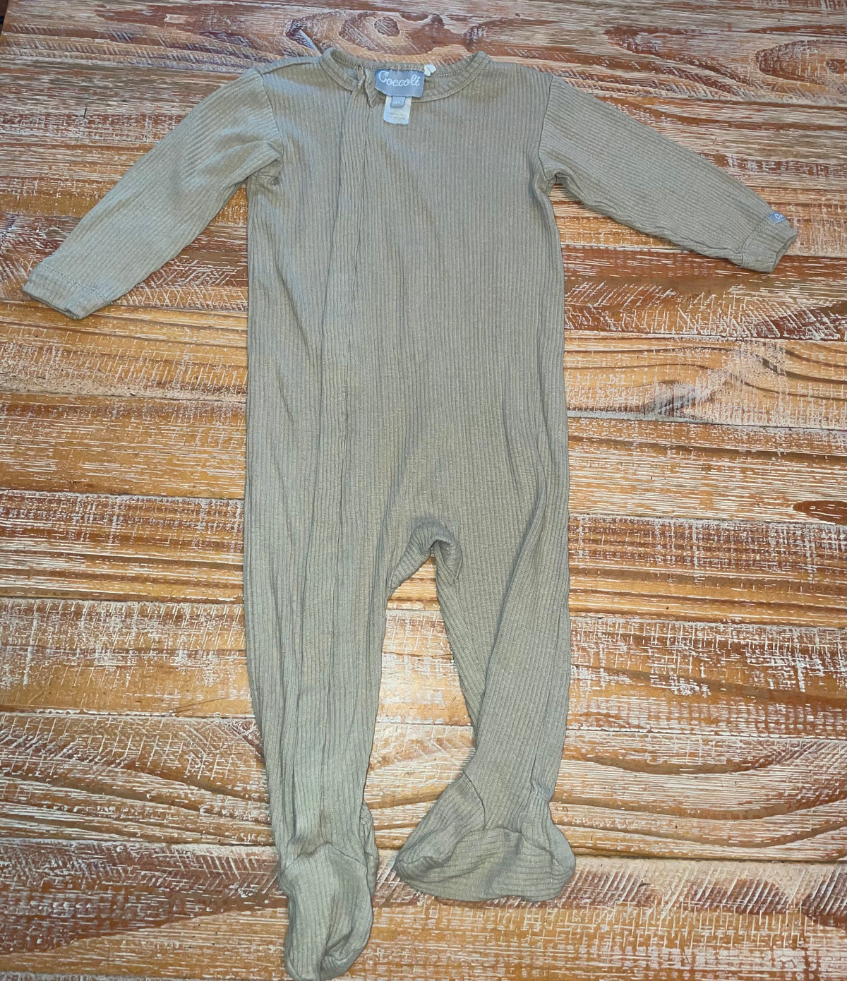#4 Coccoli Beige Zip-Up 9 months