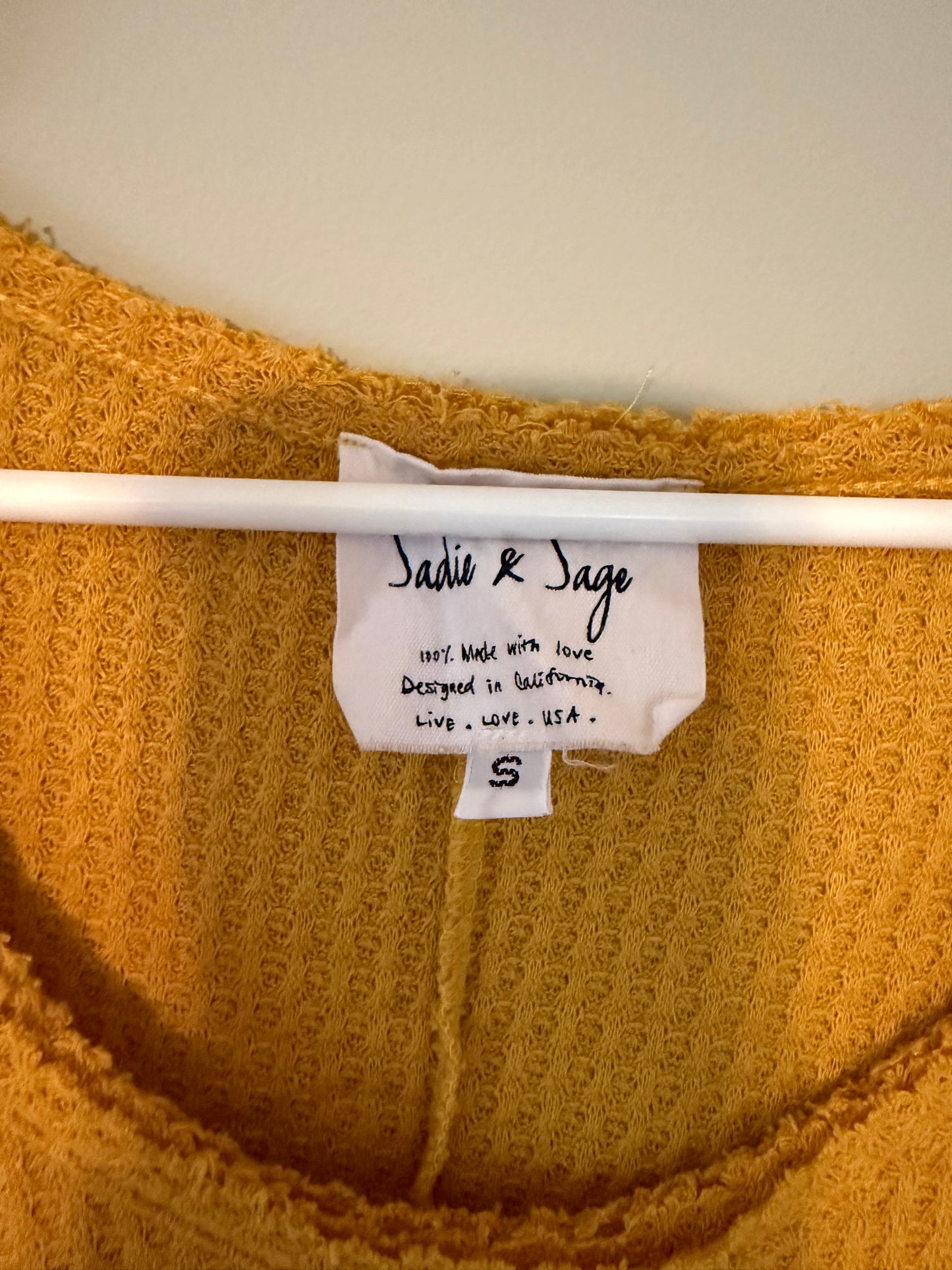 Sadie & Sage | Cropped Sweater | Size S