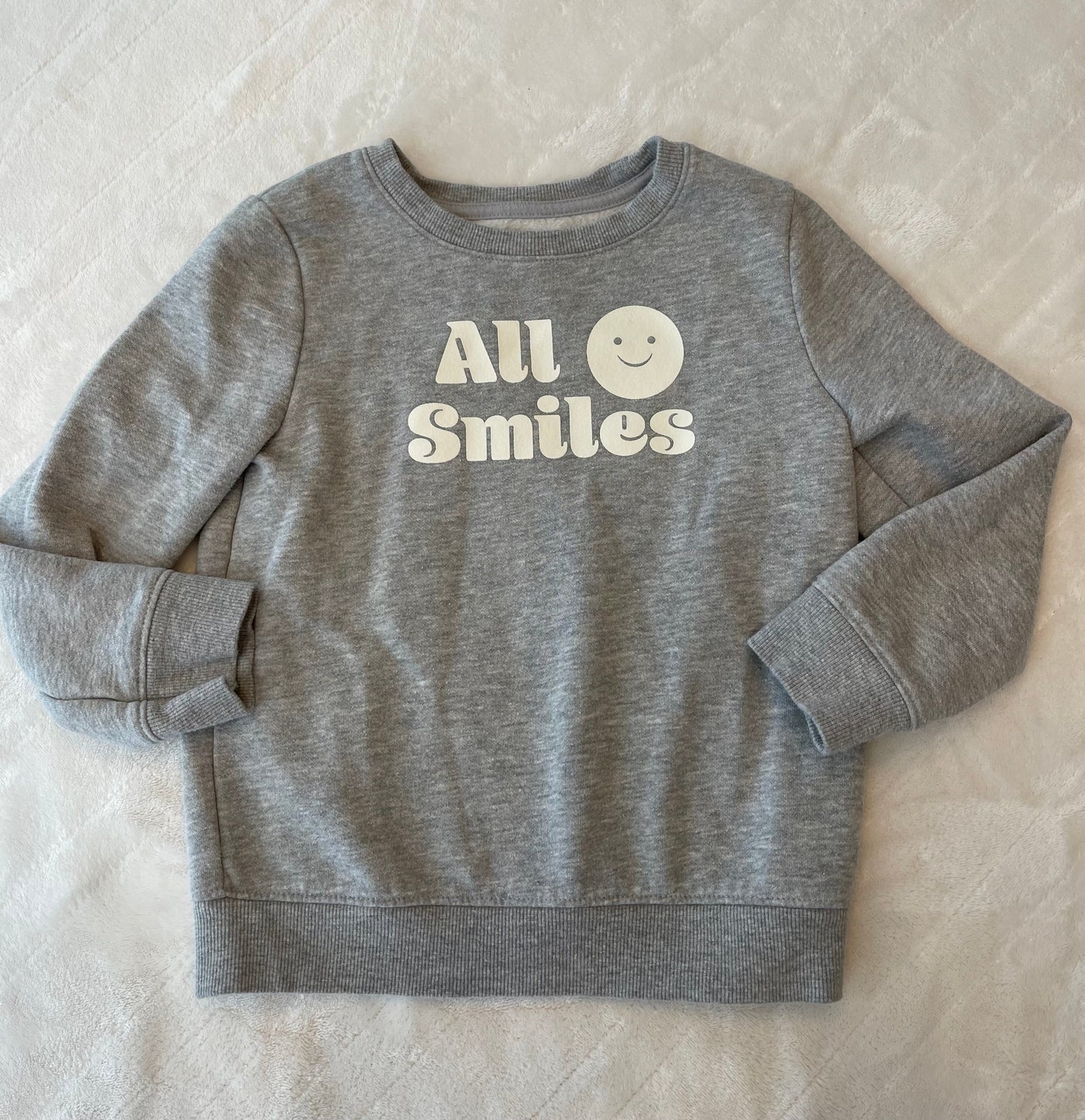 #212 cat & jack size 5t sweatshirt EUC